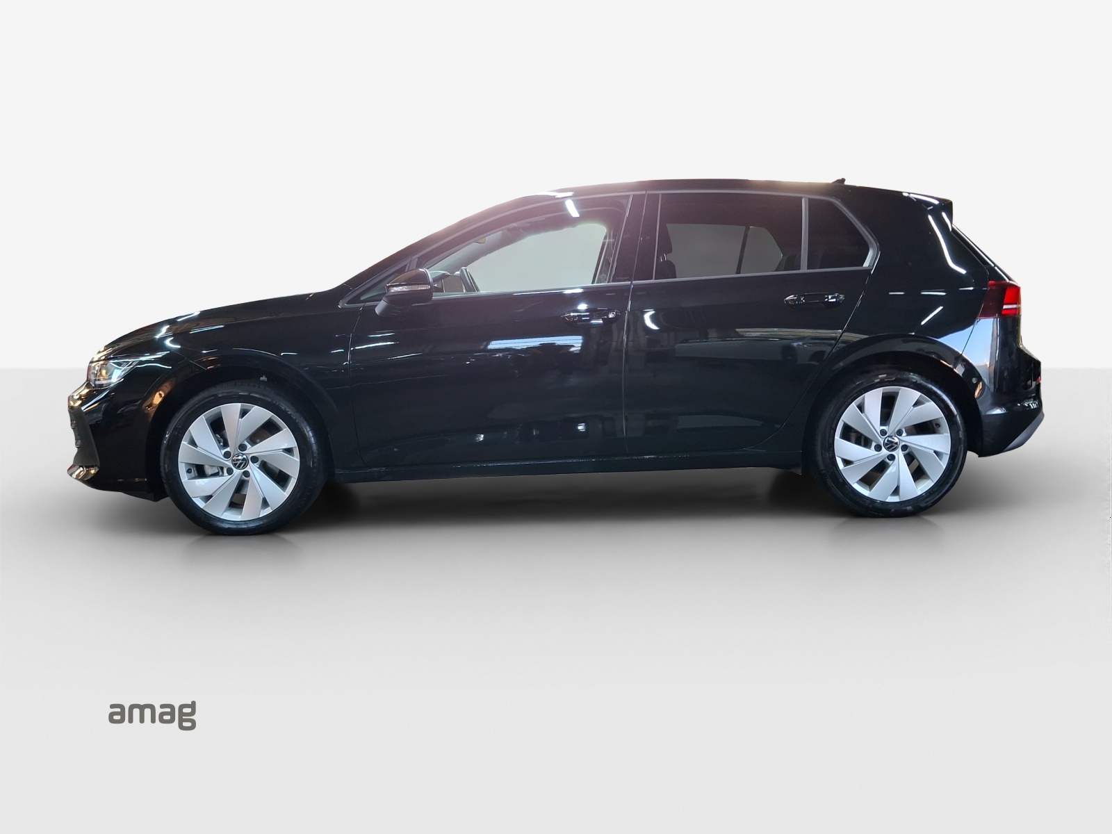 VW Golf 1.5 e TSI mHEV Life DSG-image-1