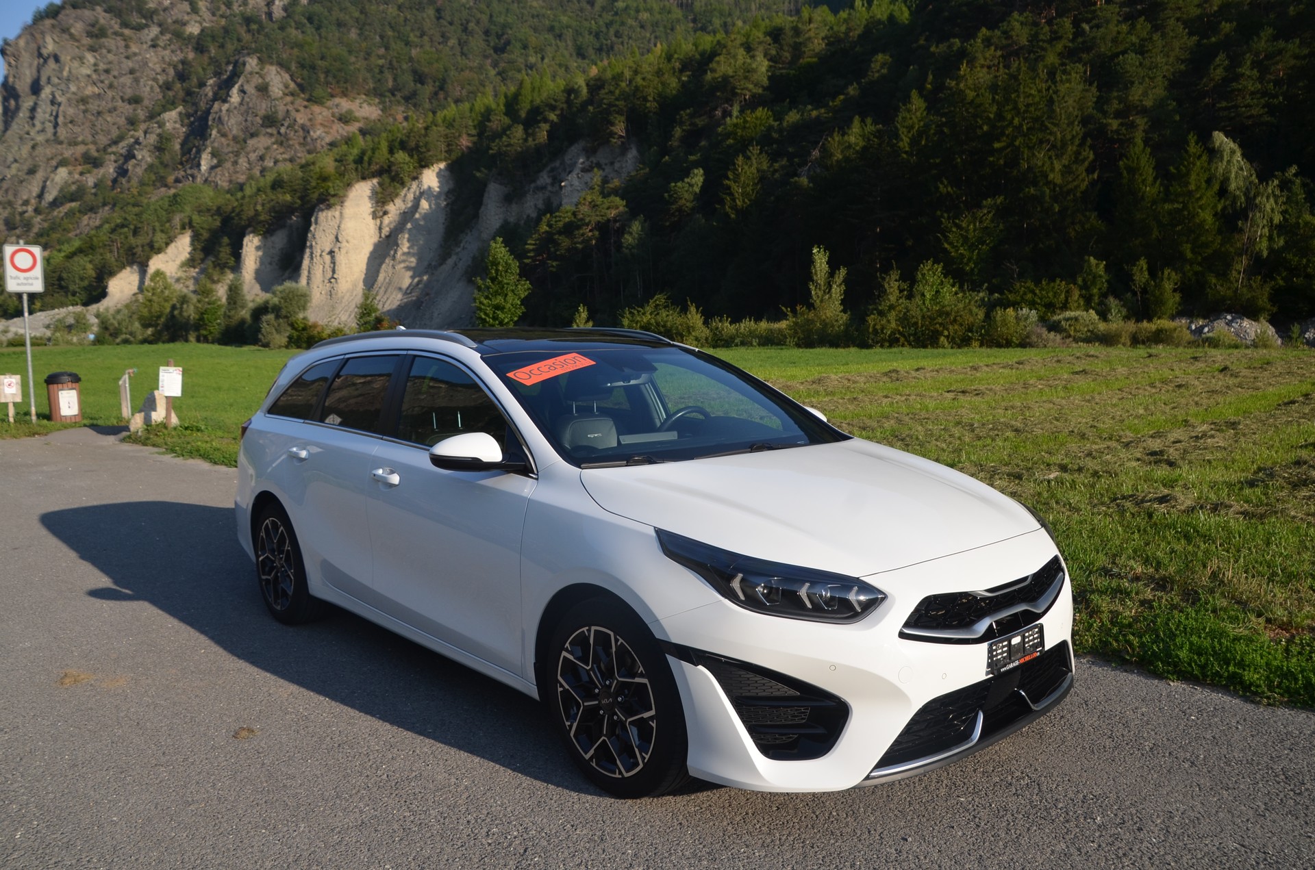 KIA Ceed Sportswagon 1.5 T-GDi MHEV GT Line DCT-image-0