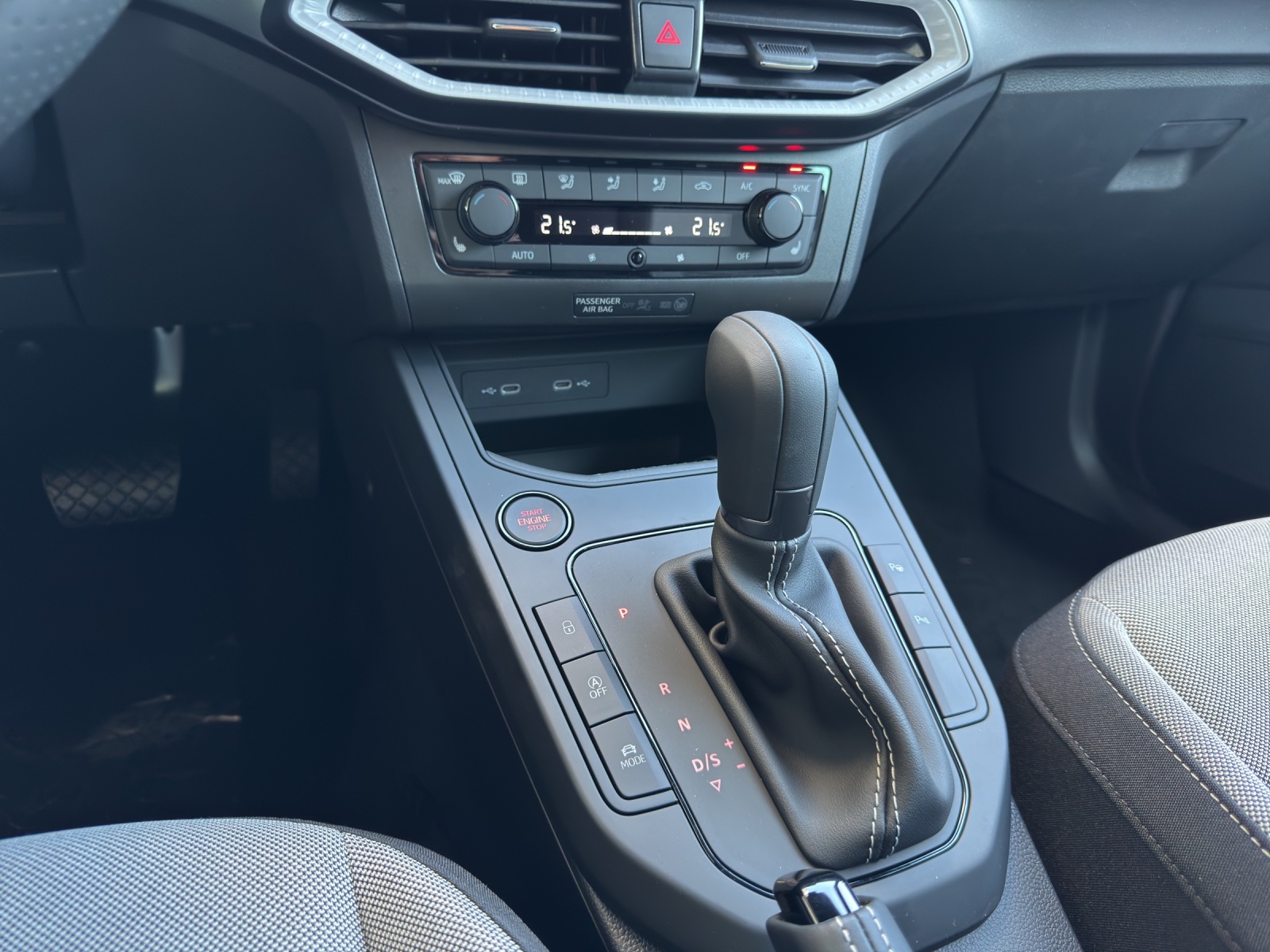 SEAT Arona 1.0 TSI 115 Move FR DSG-image-13