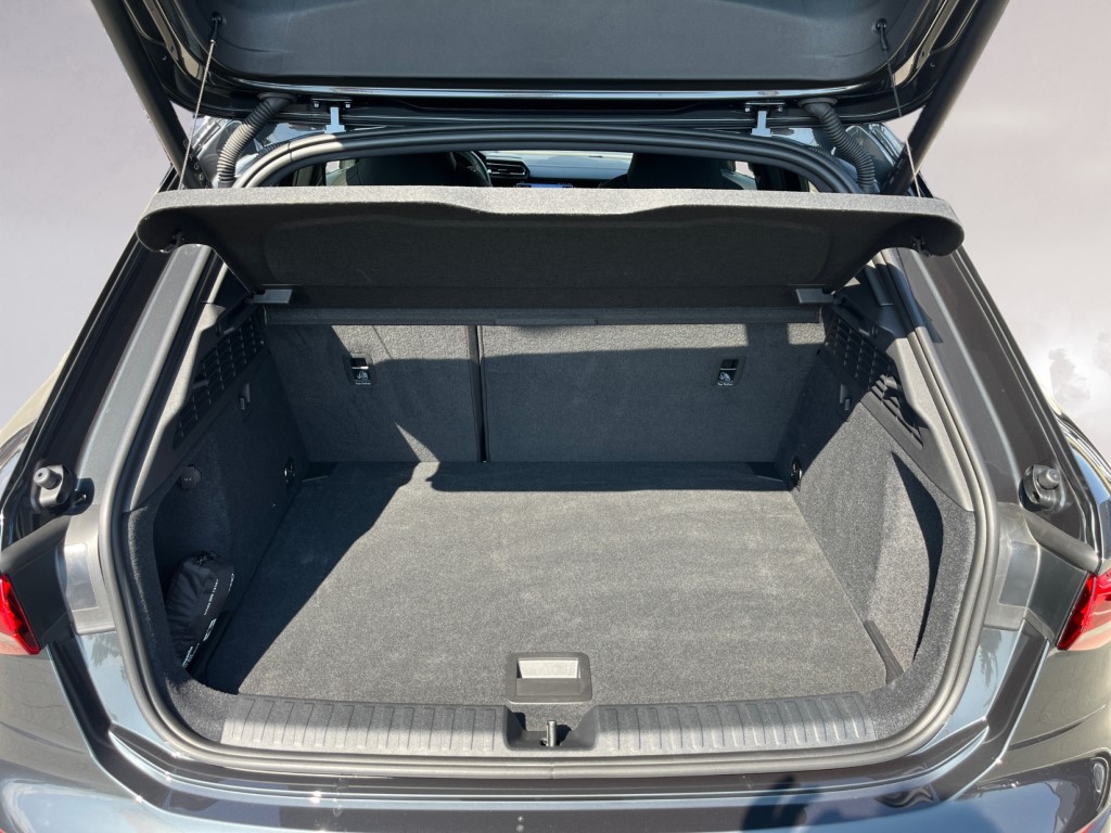 AUDI A3 Sportback TFSI 110 kW advanced Attraction S-tronic-image-18