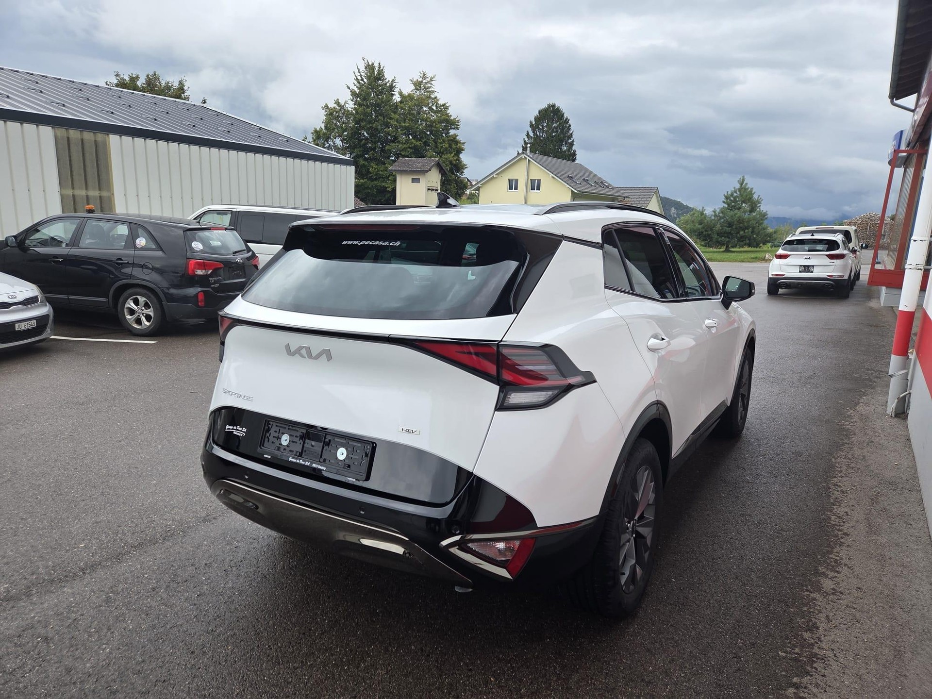 KIA Sportage 1.6 T-GDi Hybrid Power Edition-image-1