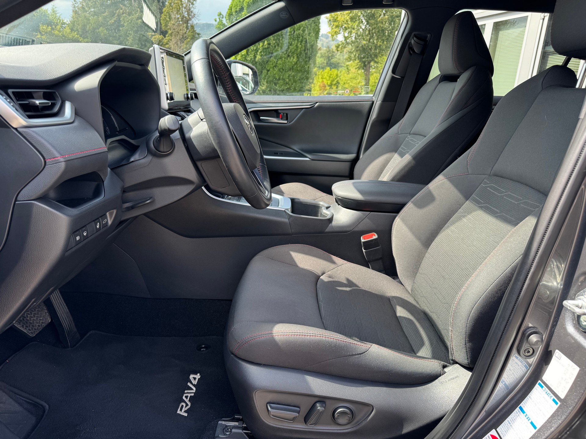 TOYOTA RAV-4 2.5 PHEV Trend e-CVT 4WD-image-9