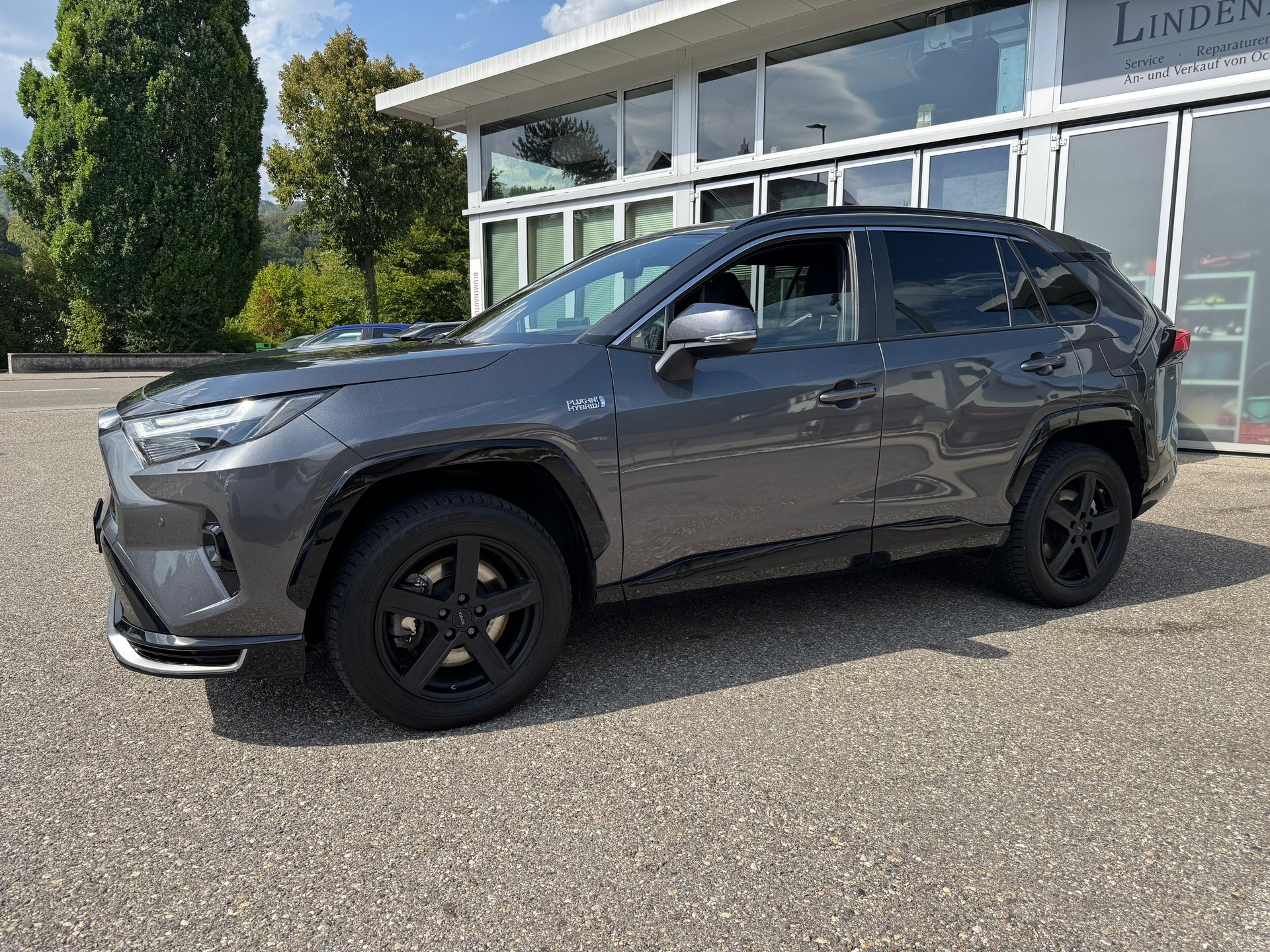 TOYOTA RAV-4 2.5 PHEV Trend e-CVT 4WD-image-2