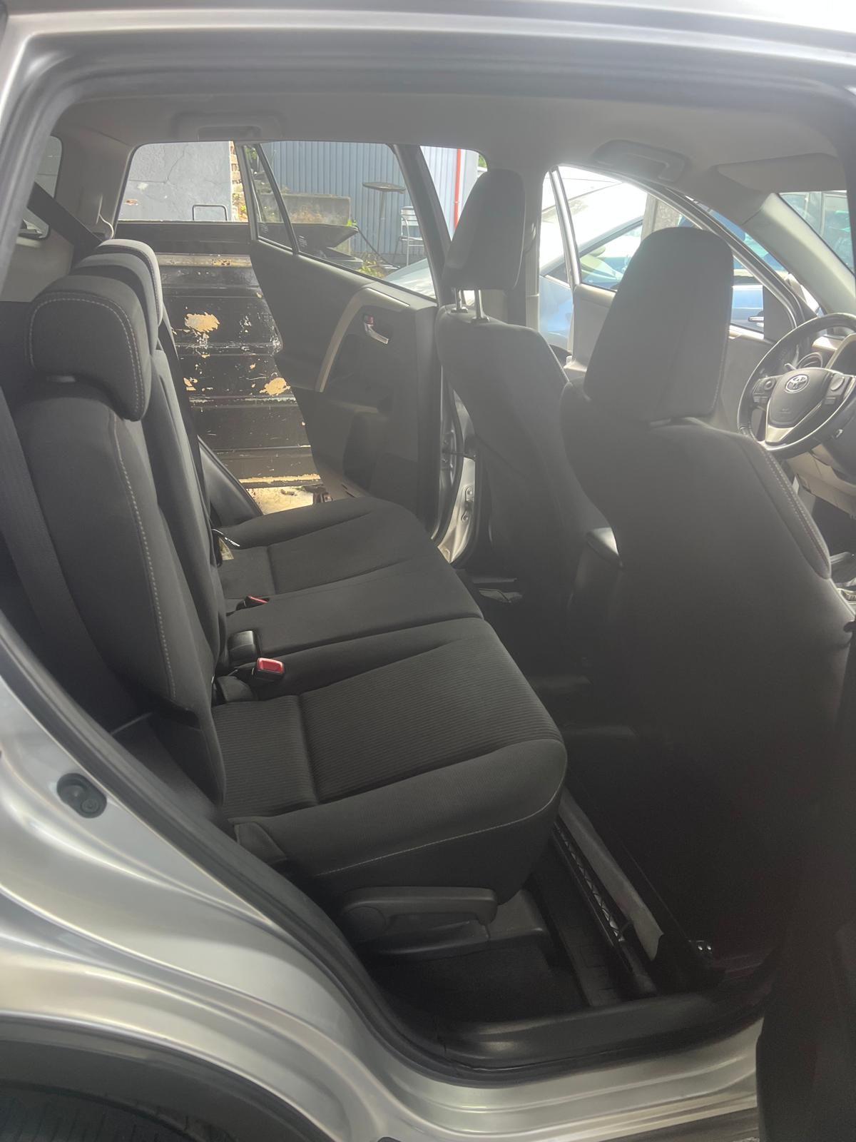 TOYOTA RAV-4 2.0 16V Sol Multidrive S-image-9