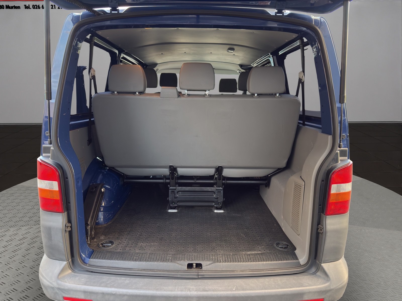 VW T5 Caravelle Trend 2.5TDI PD 4M-image-18
