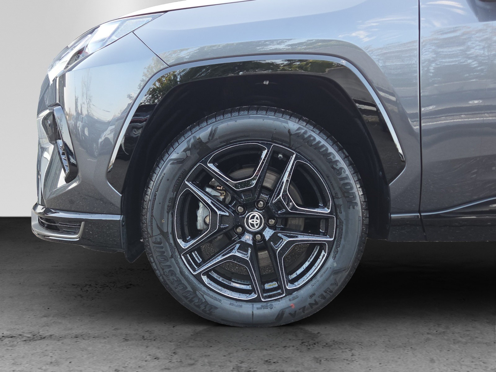 TOYOTA RAV-4 2.5 PHEV GR Sport e-CVT 4WD-image-9