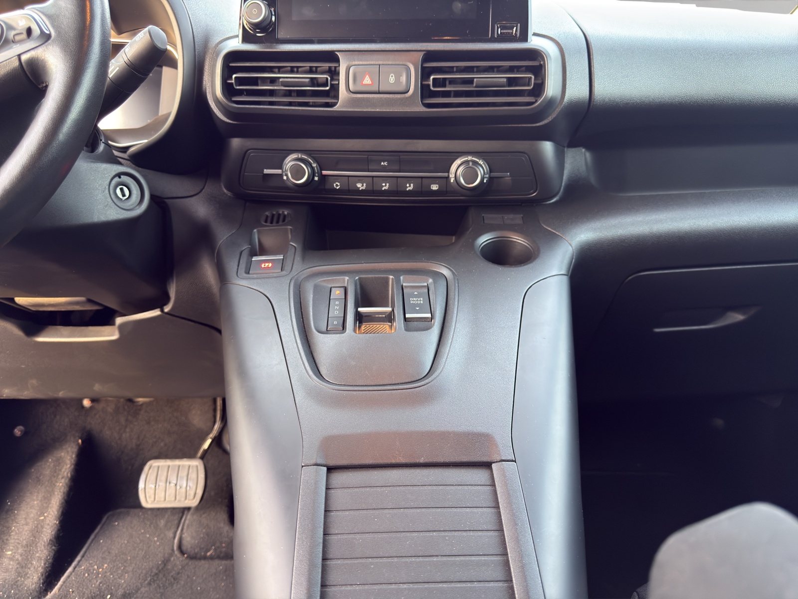OPEL Combo-e Life Elegance-image-11