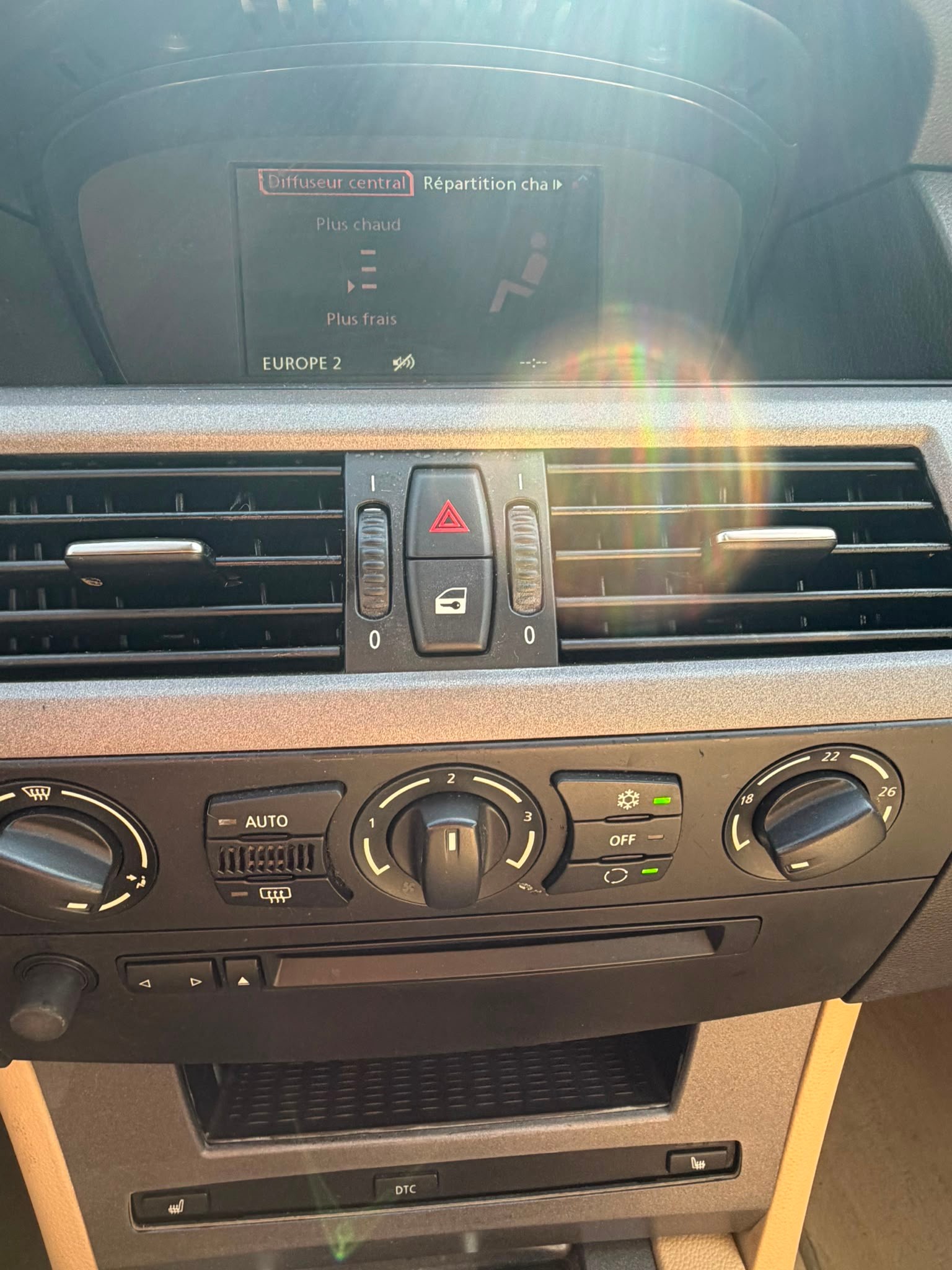 BMW 525xi-image-12