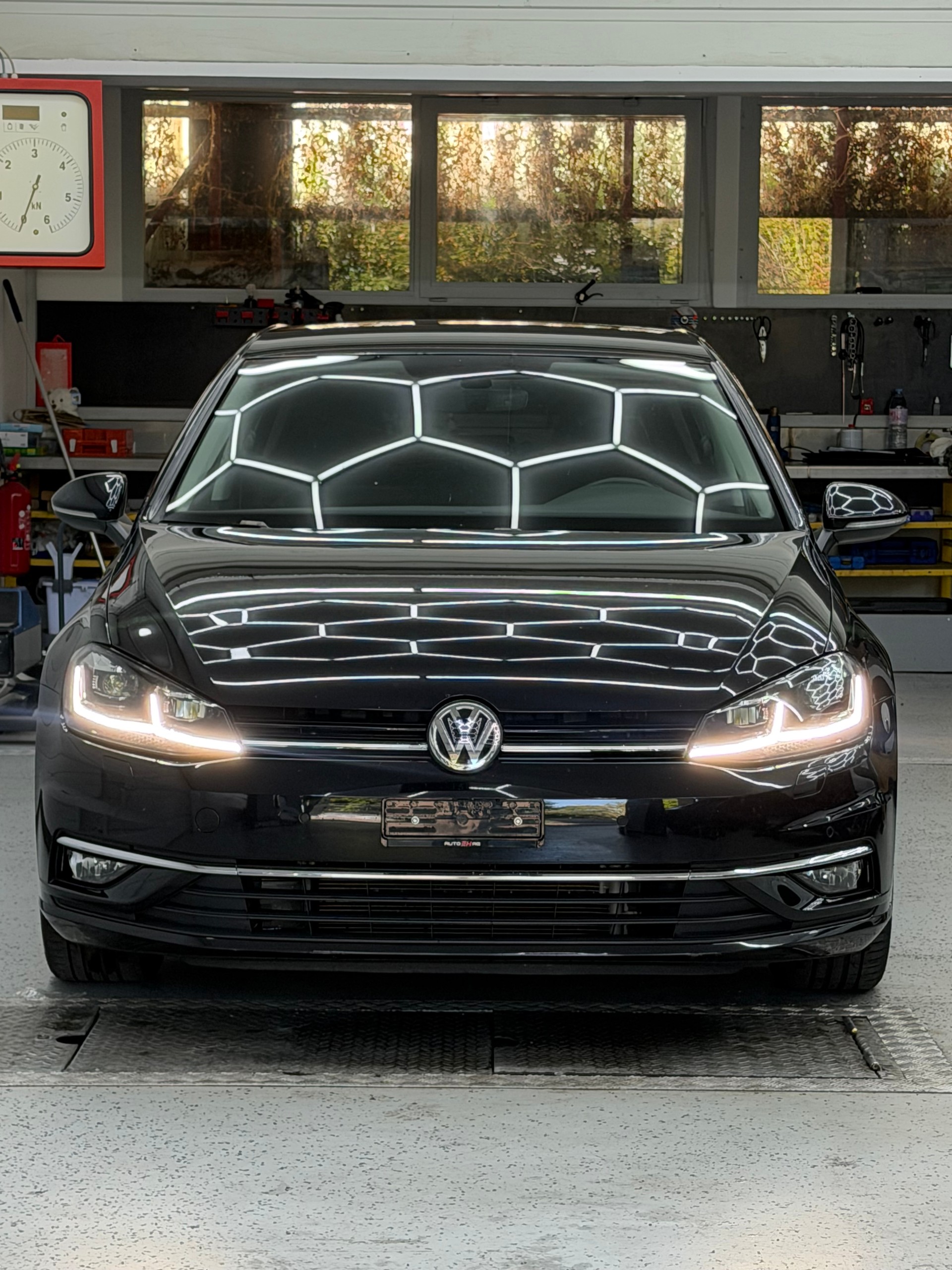 VW Golf 2.0 TDI Comfortline 4Motion DSG-image-1