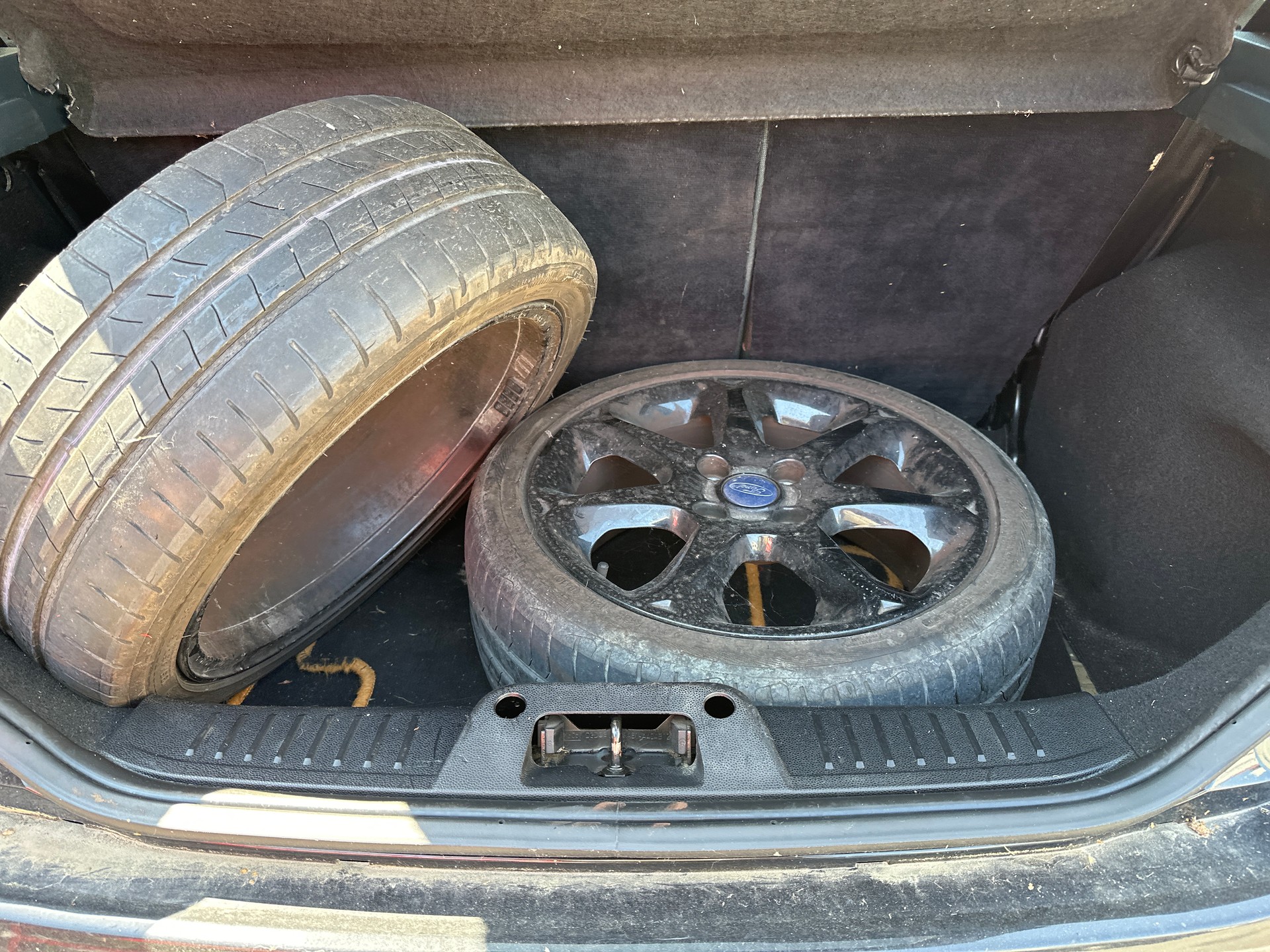 FORD Fiesta 1.25 16V Titanium-image-13