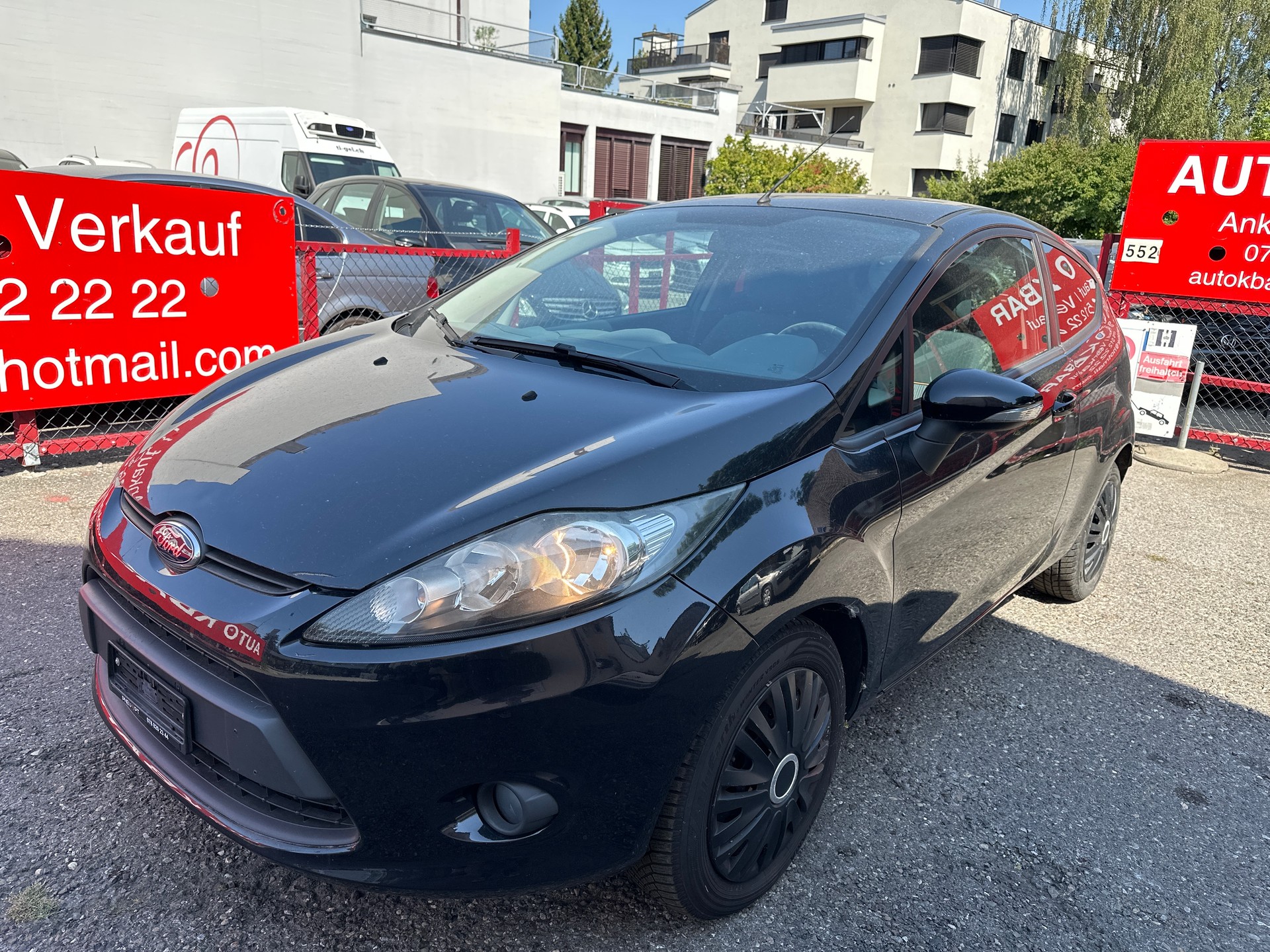 FORD Fiesta 1.25 16V Titanium-image-2