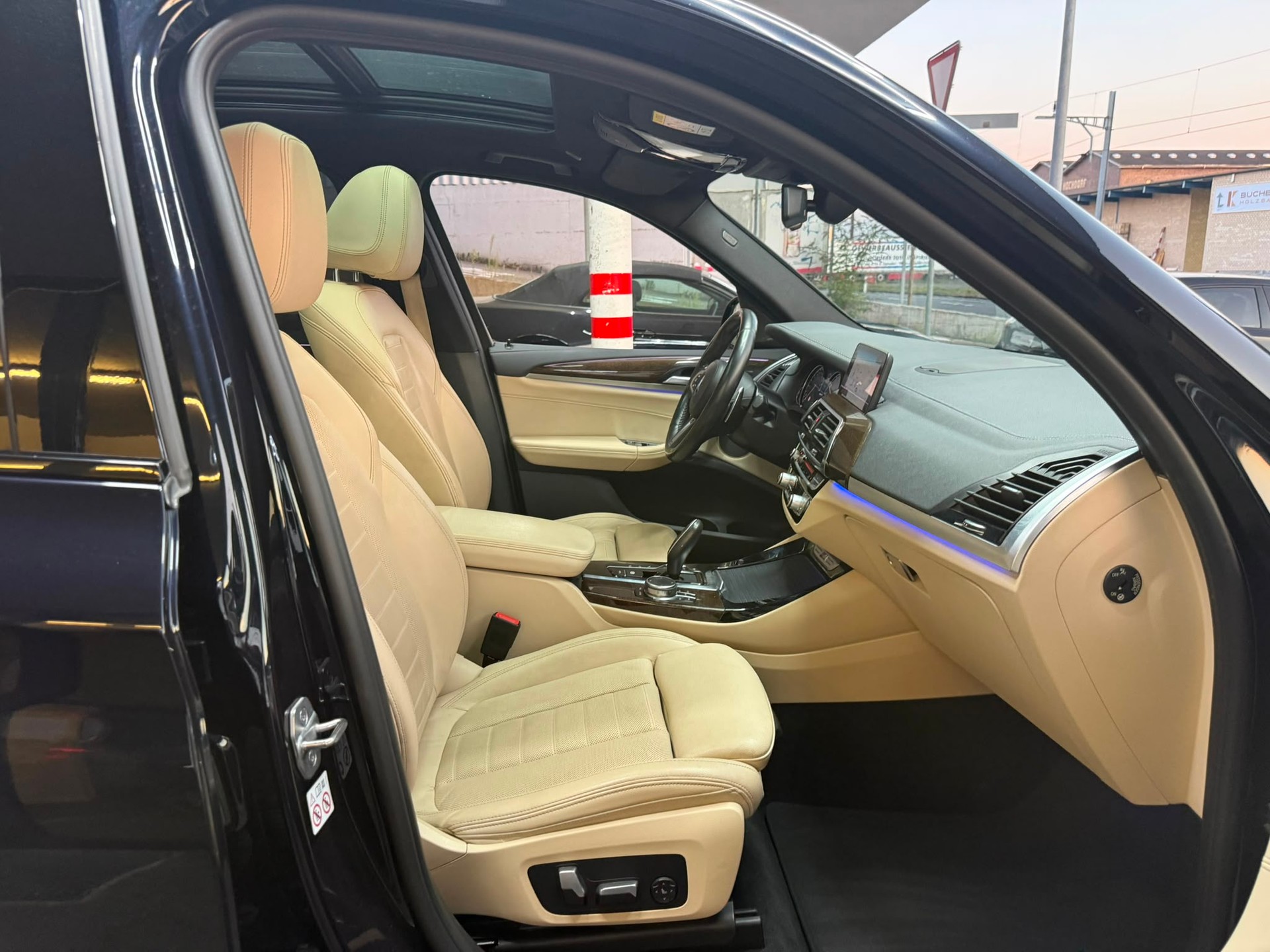 BMW X3 xDrive M40i *Harman/ Kardon* *360 Kamera* *Pano-Dach* Steptronic-image-20