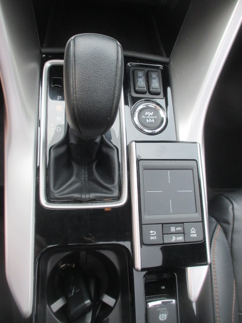 MITSUBISHI Eclipse Cross 2.2DID Diamond 4WD-image-12