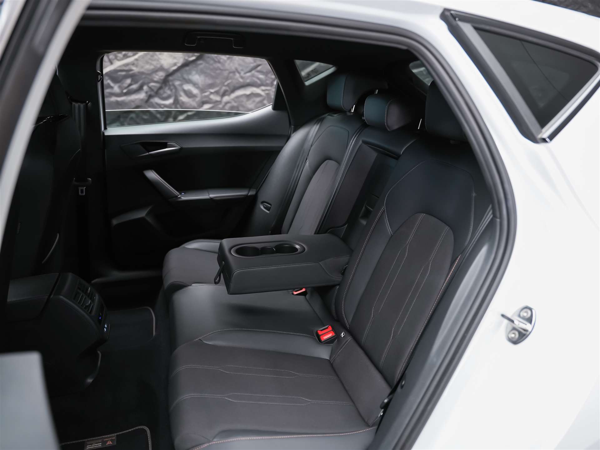 CUPRA LEON 2.0 TDI DSG *NEUES MODELL*Werksgarantie*Lenkradheizung*Assistenten*-image-12