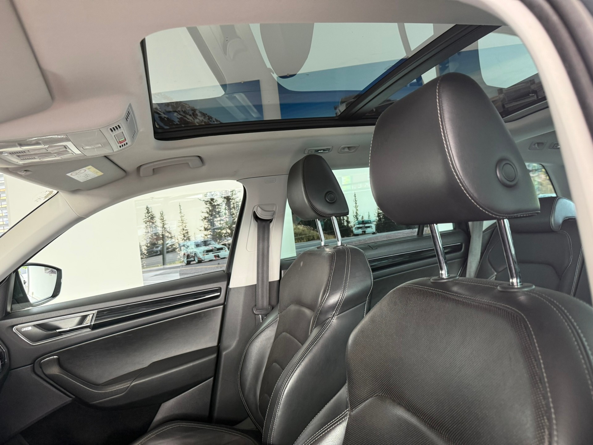 SKODA Kodiaq 2.0 TDI CR Style 4x4 DSG, 7-Sitzer, 8-fach bereift-image-12