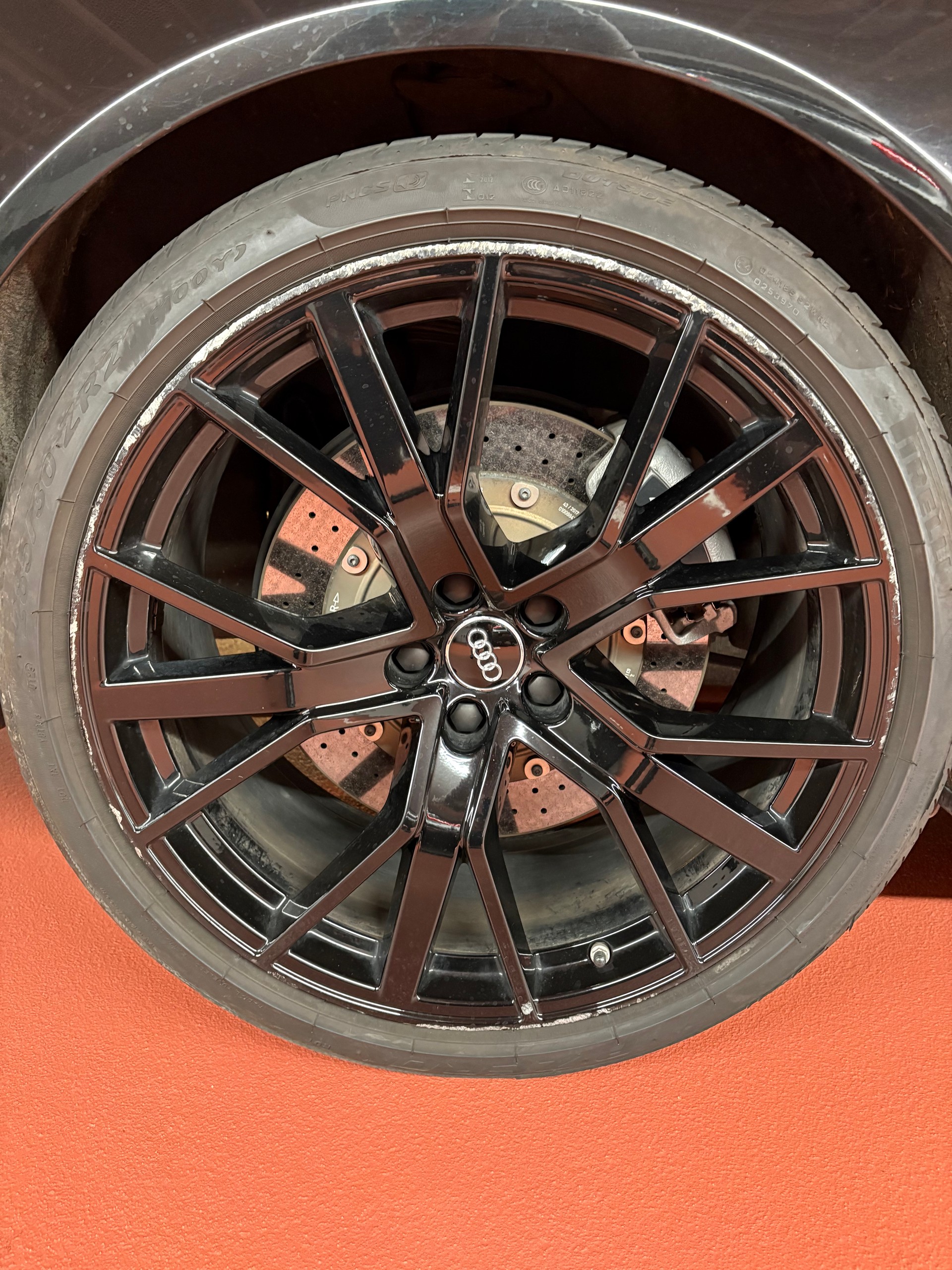 AUDI RS 6 4.0 V8 TFSI perform. qu. T-Tr.-image-6