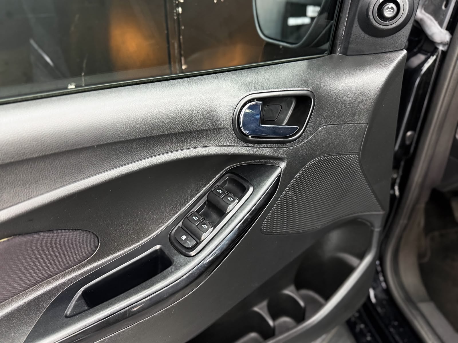 FORD KA+ 1.2 Ti-VCT Cool&Sound-image-16