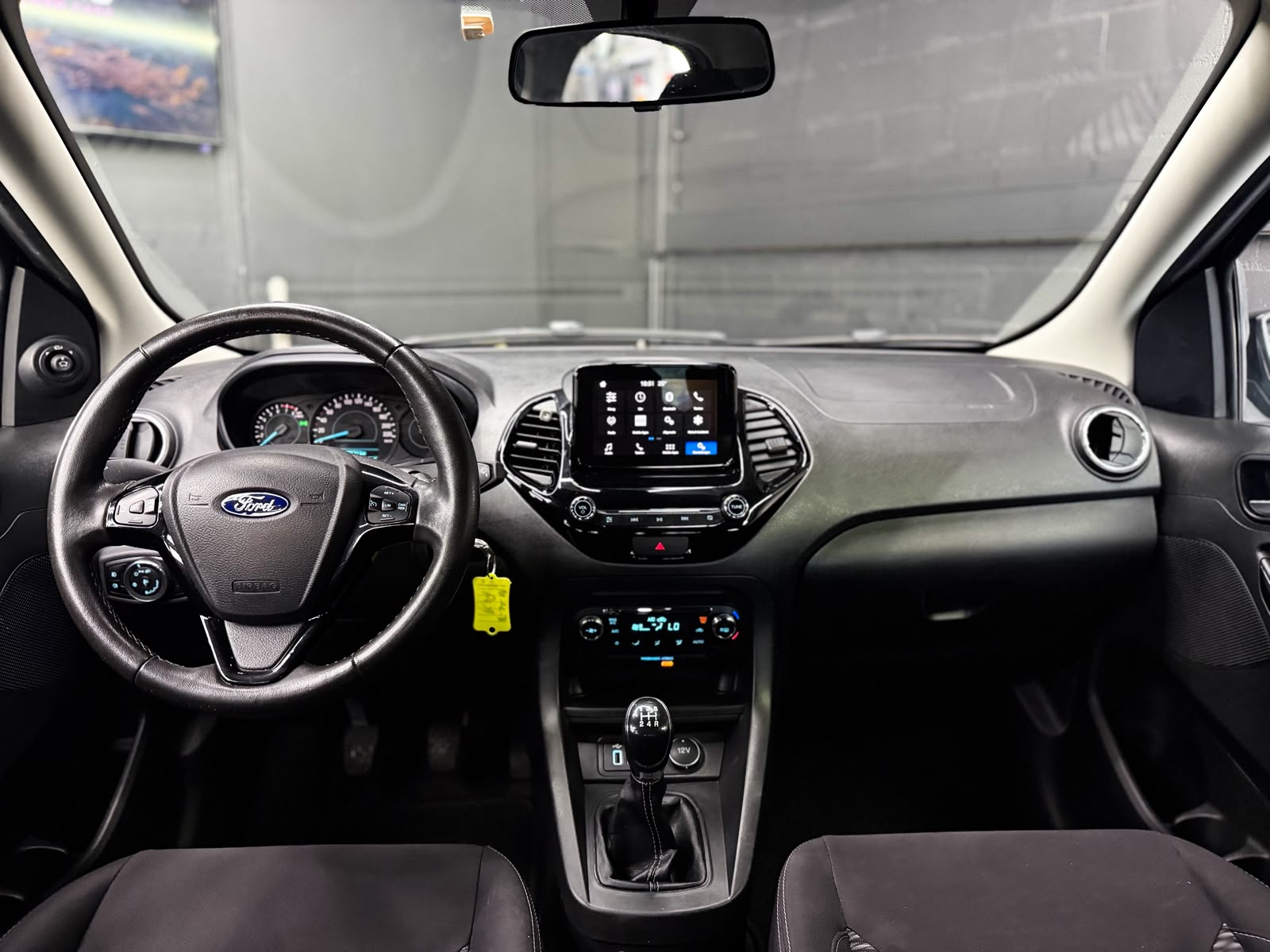 FORD KA+ 1.2 Ti-VCT Cool&Sound-image-9