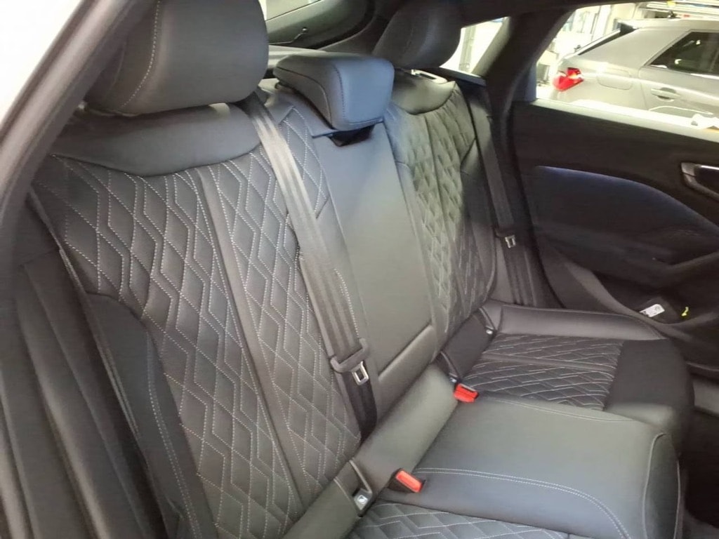 AUDI S5 Limousine TFSI quattro S tronic*5-Jahre Werksgarantie,AHK,Standheizung*-image-8