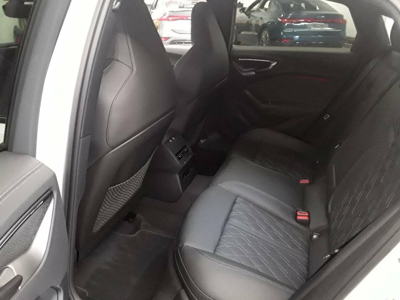 AUDI S5 Limousine TFSI quattro S tronic*5-Jahre Werksgarantie,AHK,Standheizung*-image-7