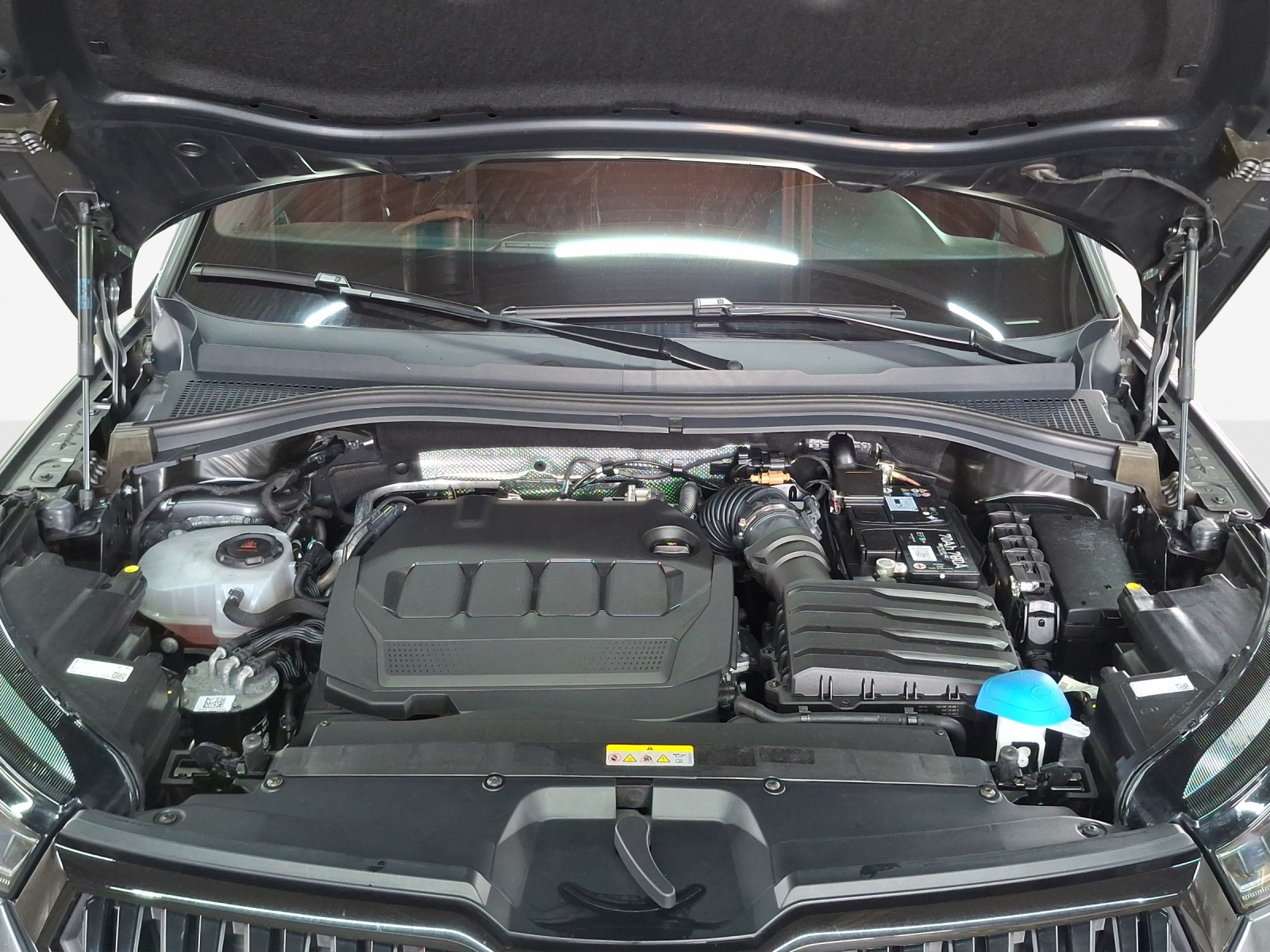 SKODA Kodiaq 2.0 TDI CR SportLine 4x4 DSG-image-15