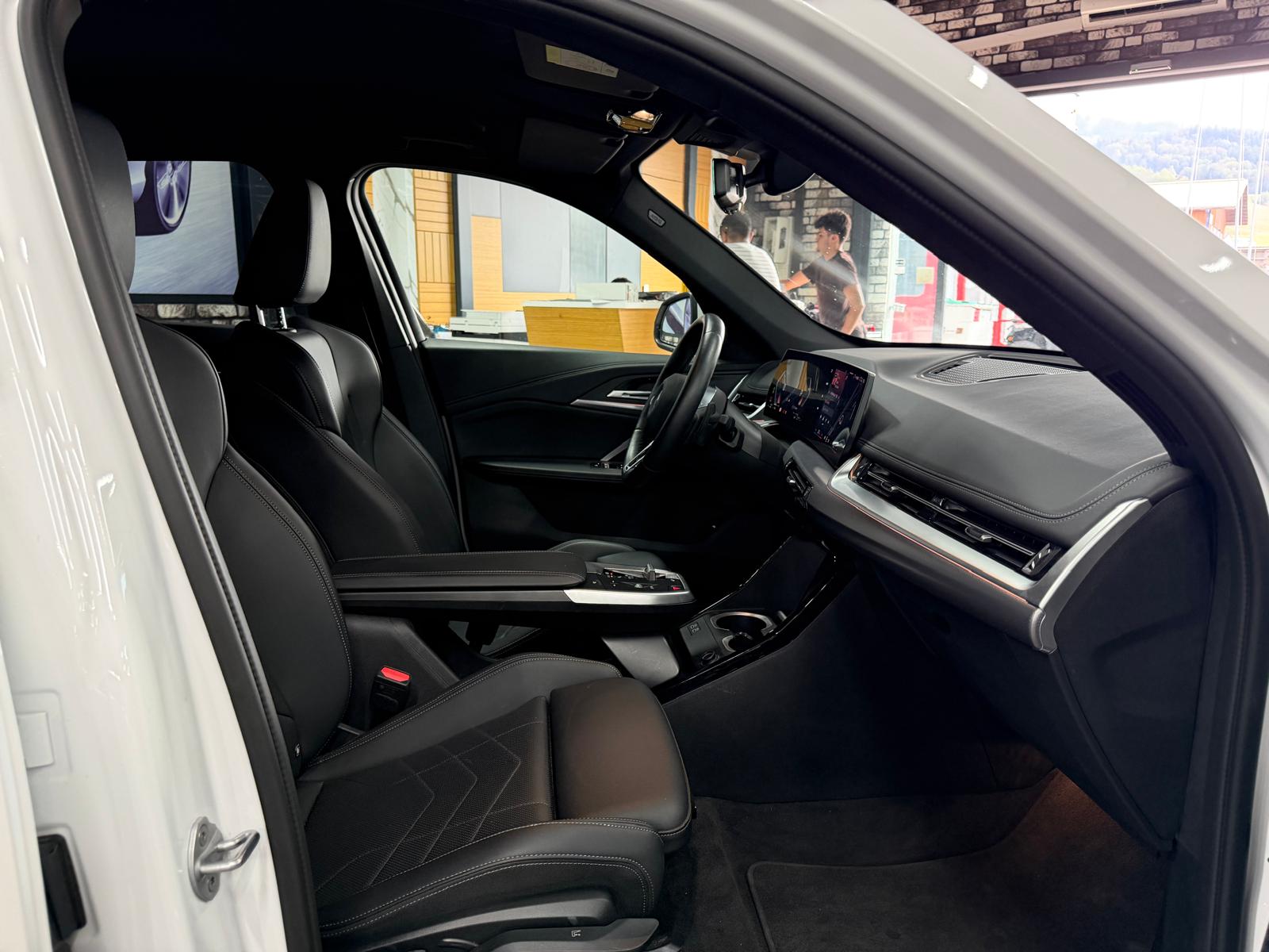 BMW X1 xDrive 20d 48V M Sport Pro-image-9