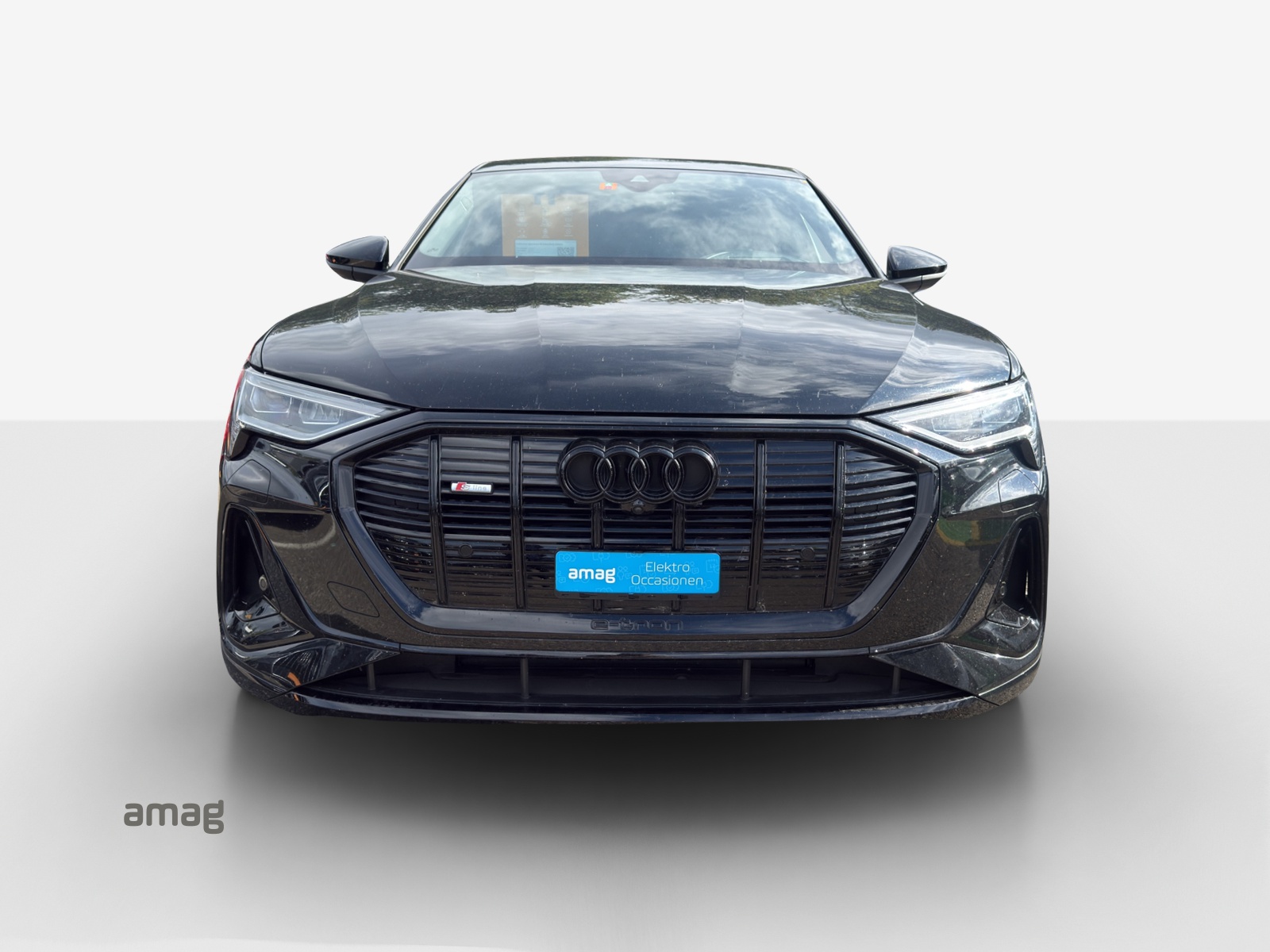 AUDI e-tron 55 Sportback S Line quattro-image-6