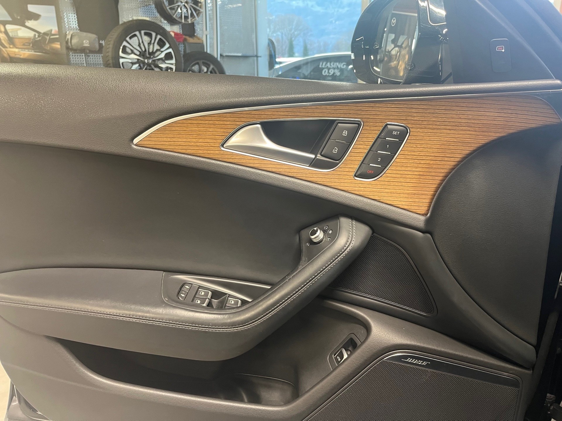 AUDI A6 allroad 3.0 BiTDI V6 quattro tiptronic-image-12