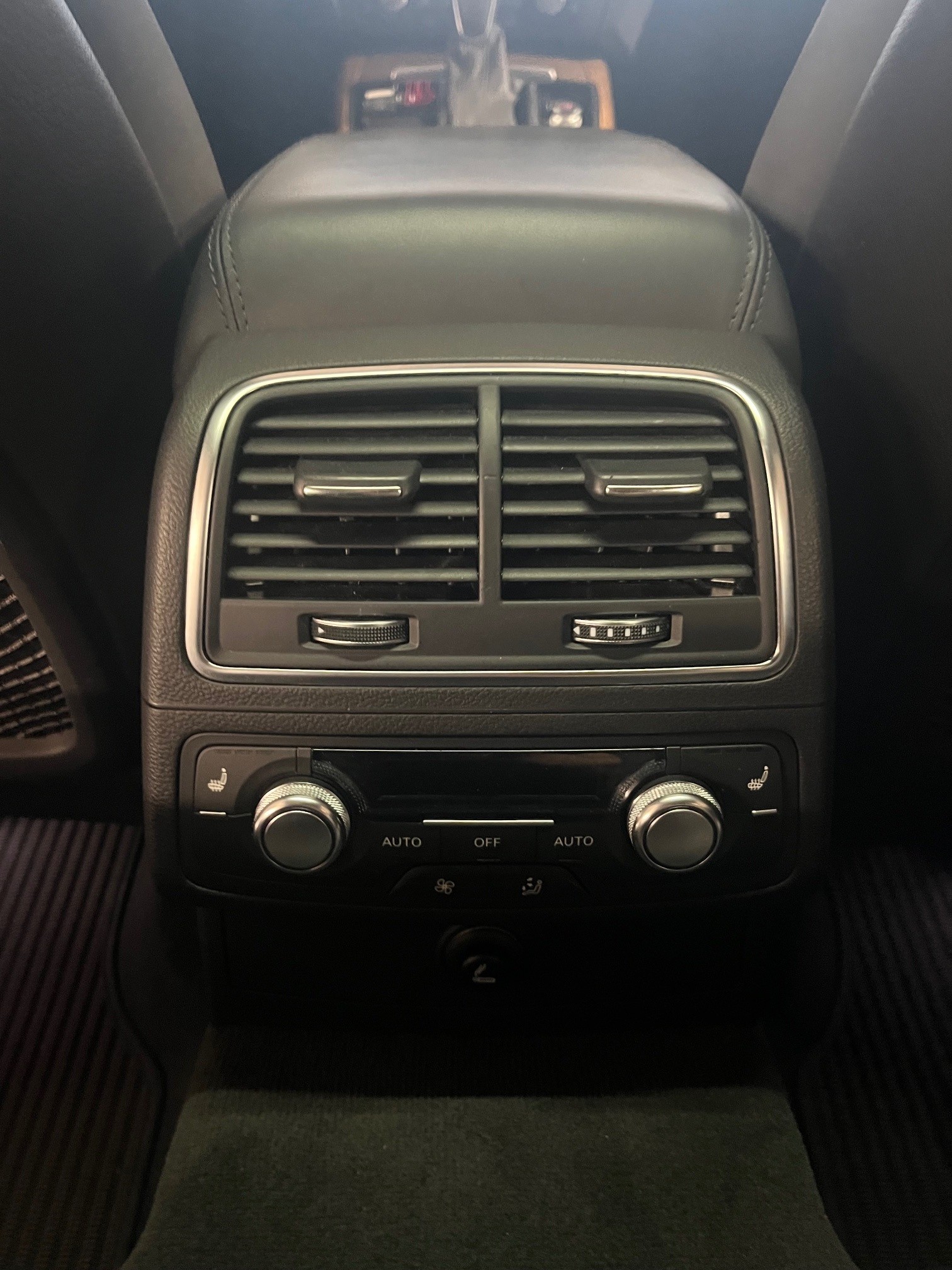 AUDI A6 allroad 3.0 BiTDI V6 quattro tiptronic-image-8