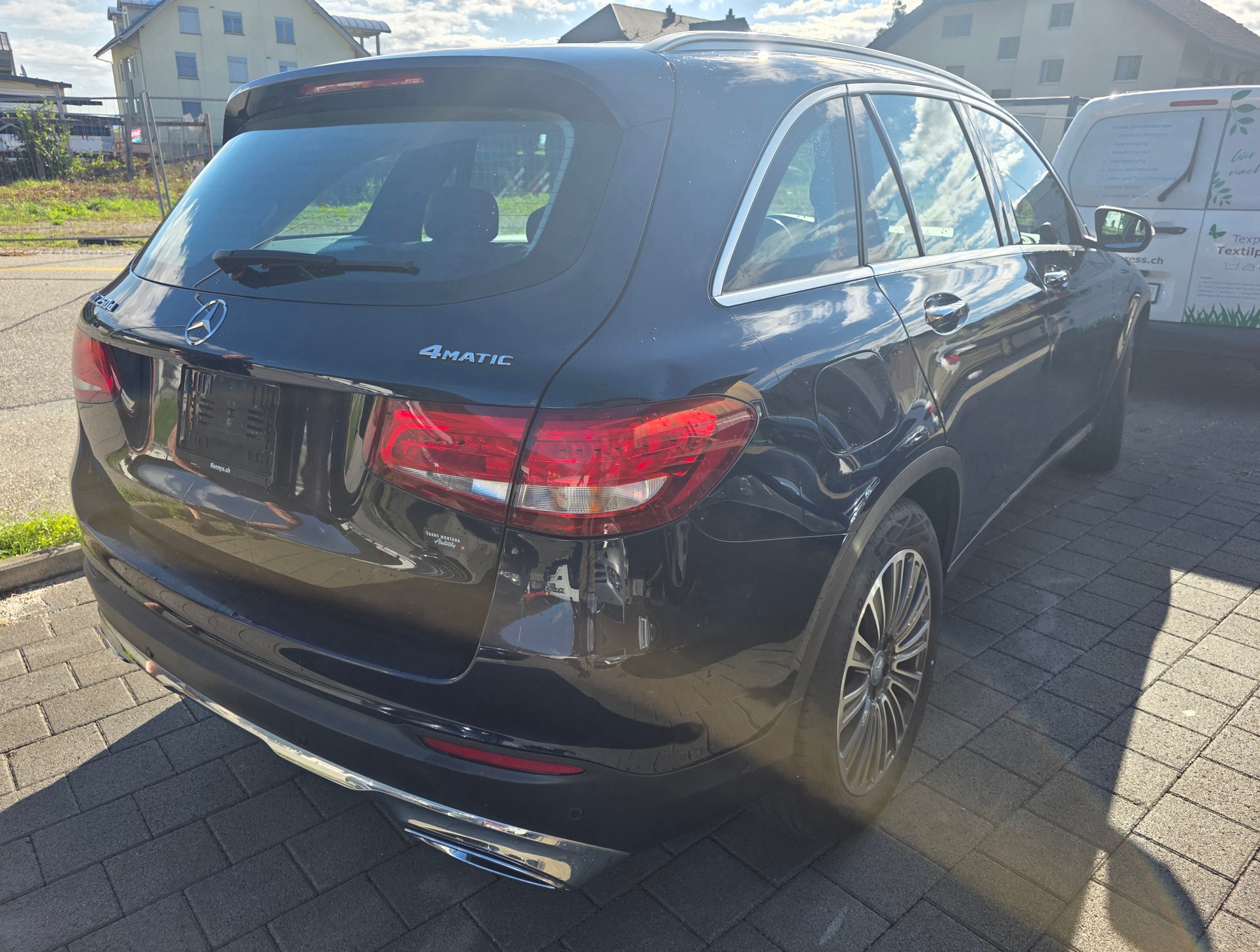 MERCEDES-BENZ GLC 250 d Exclusive 4Matic 9G-Tronic-image-5