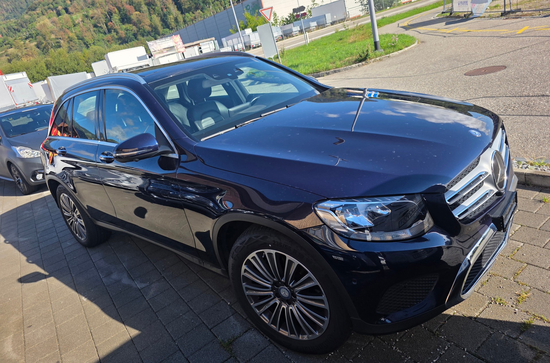 MERCEDES-BENZ GLC 250 d Exclusive 4Matic 9G-Tronic-image-4