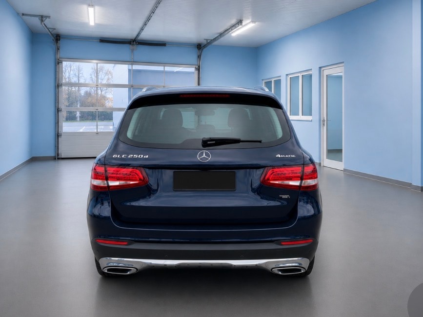 MERCEDES-BENZ GLC 250 d Exclusive 4Matic 9G-Tronic-image-6