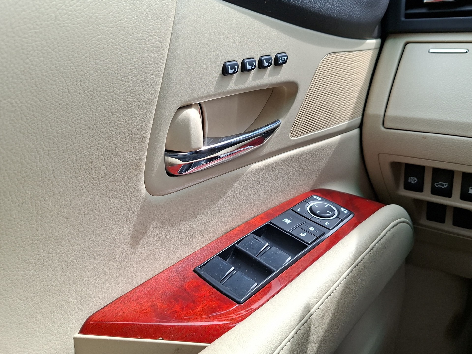 LEXUS RX 450h Edition AWD Automatic-image-13