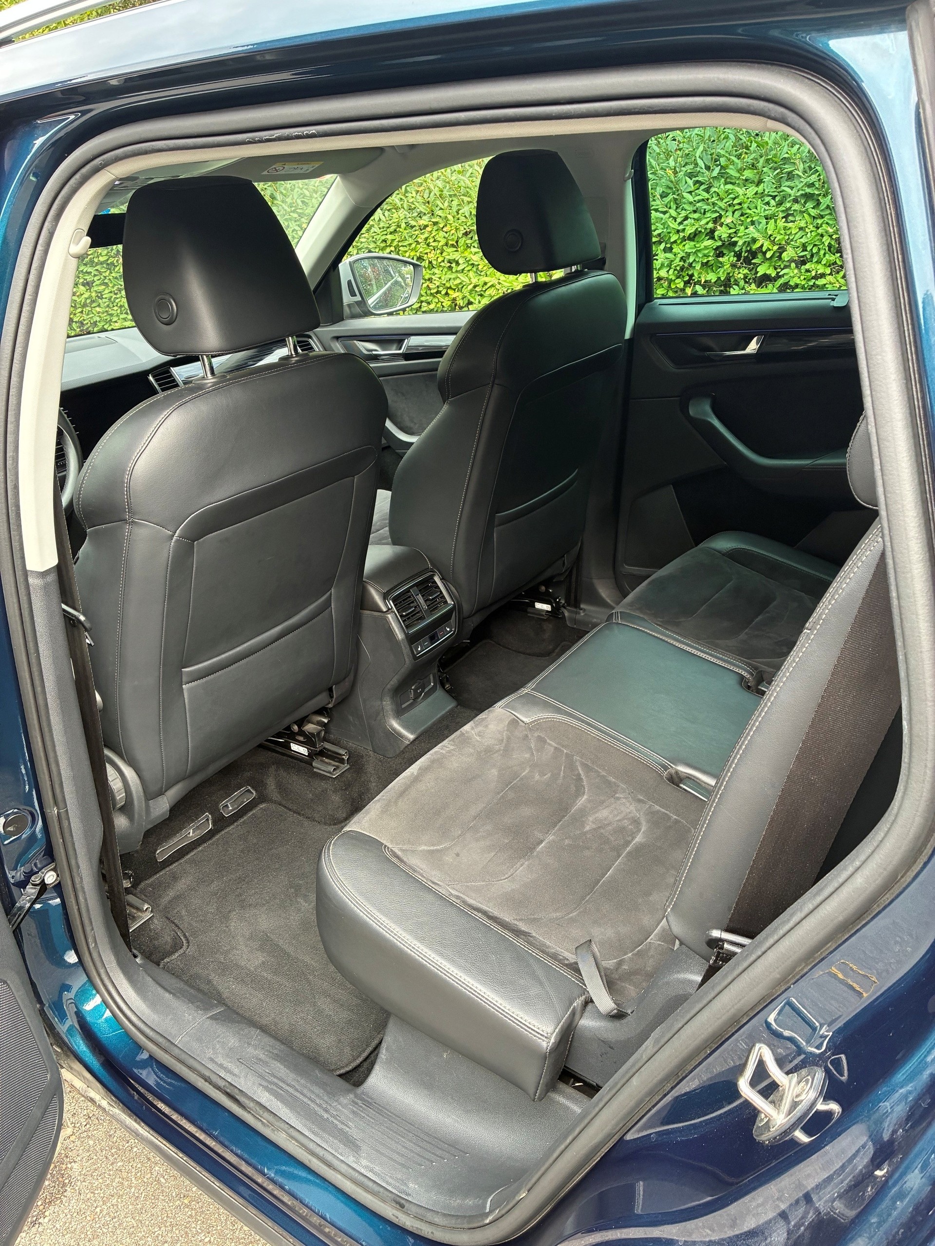 SKODA 2.0 TDI 190 DSG Scout-image-2