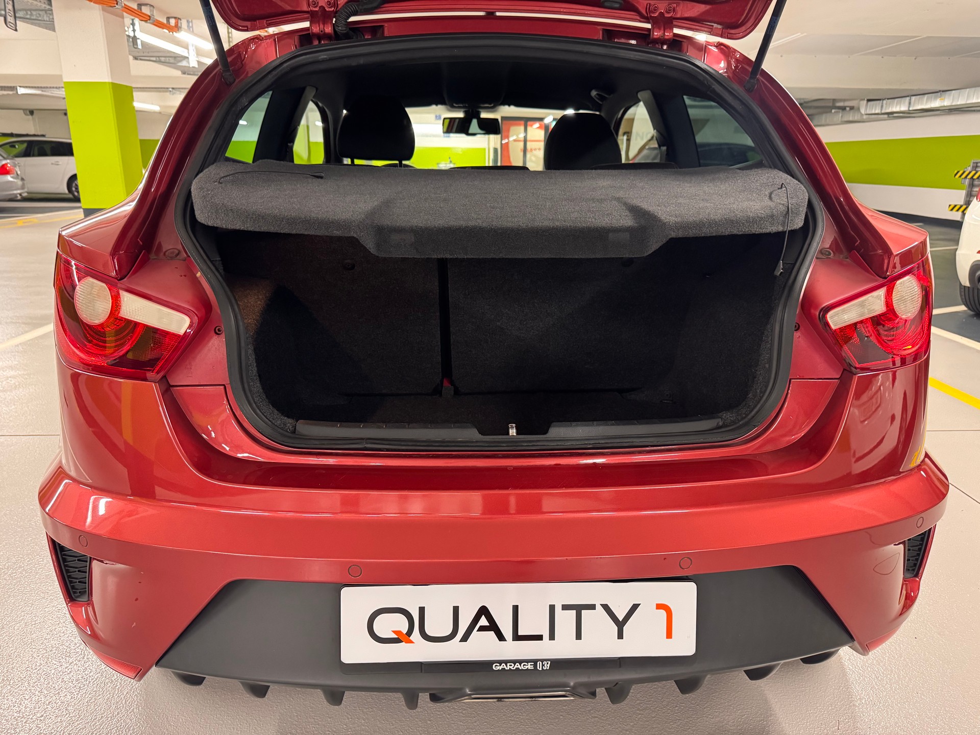 SEAT Ibiza SC 1.4 TSI Cupra DSG-image-8