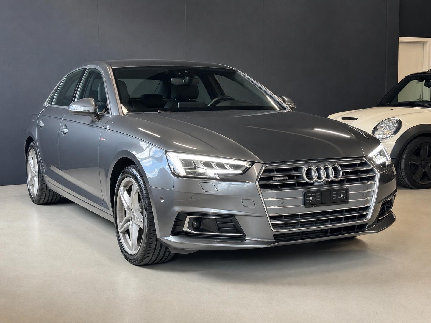 AUDI A4 Limousine 2.0 TFSI Design quattro S-tronic-image-0