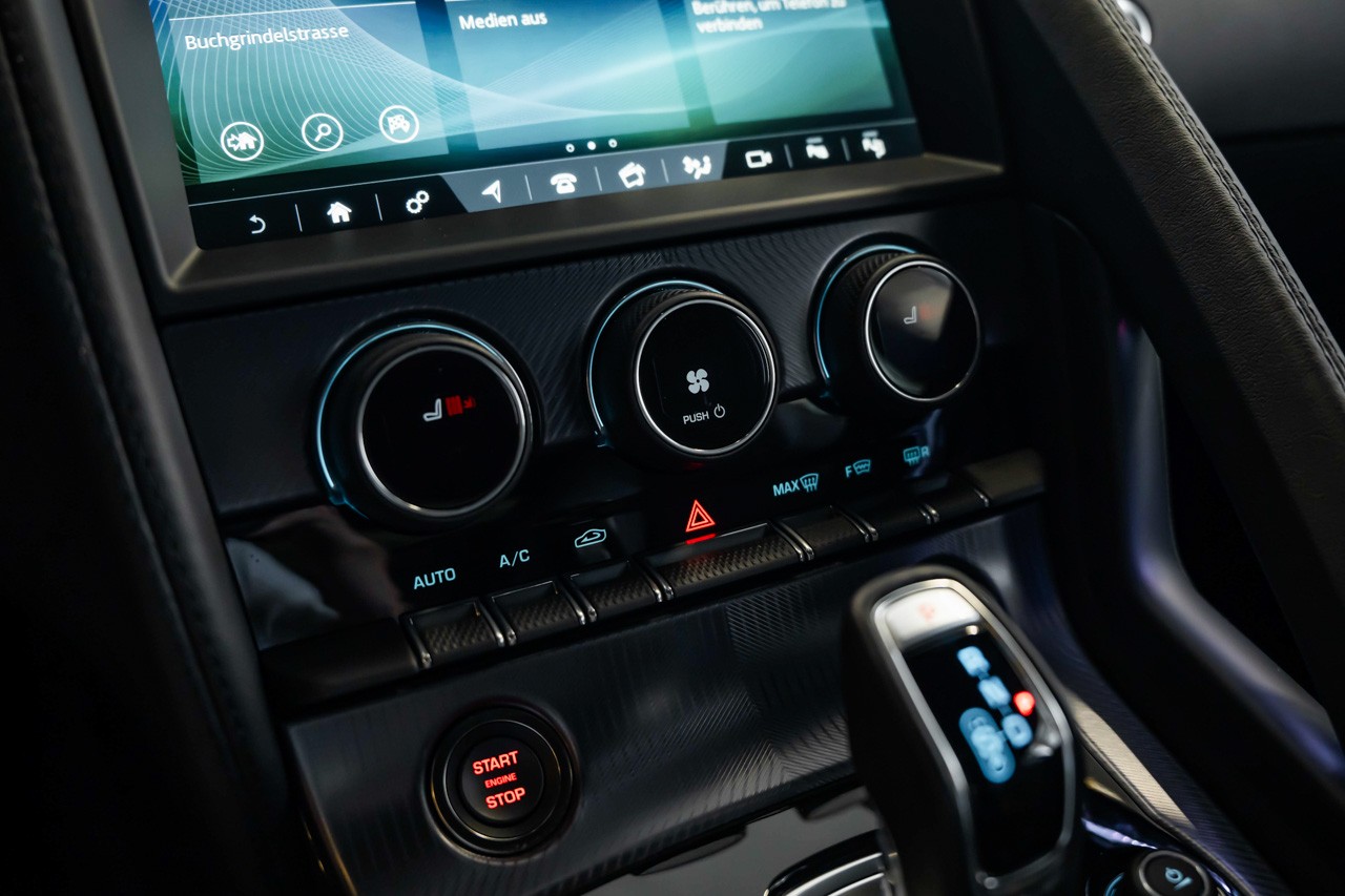 JAGUAR F-Type Coupé 2.0 I4 R-Dynamic Automatik-image-21