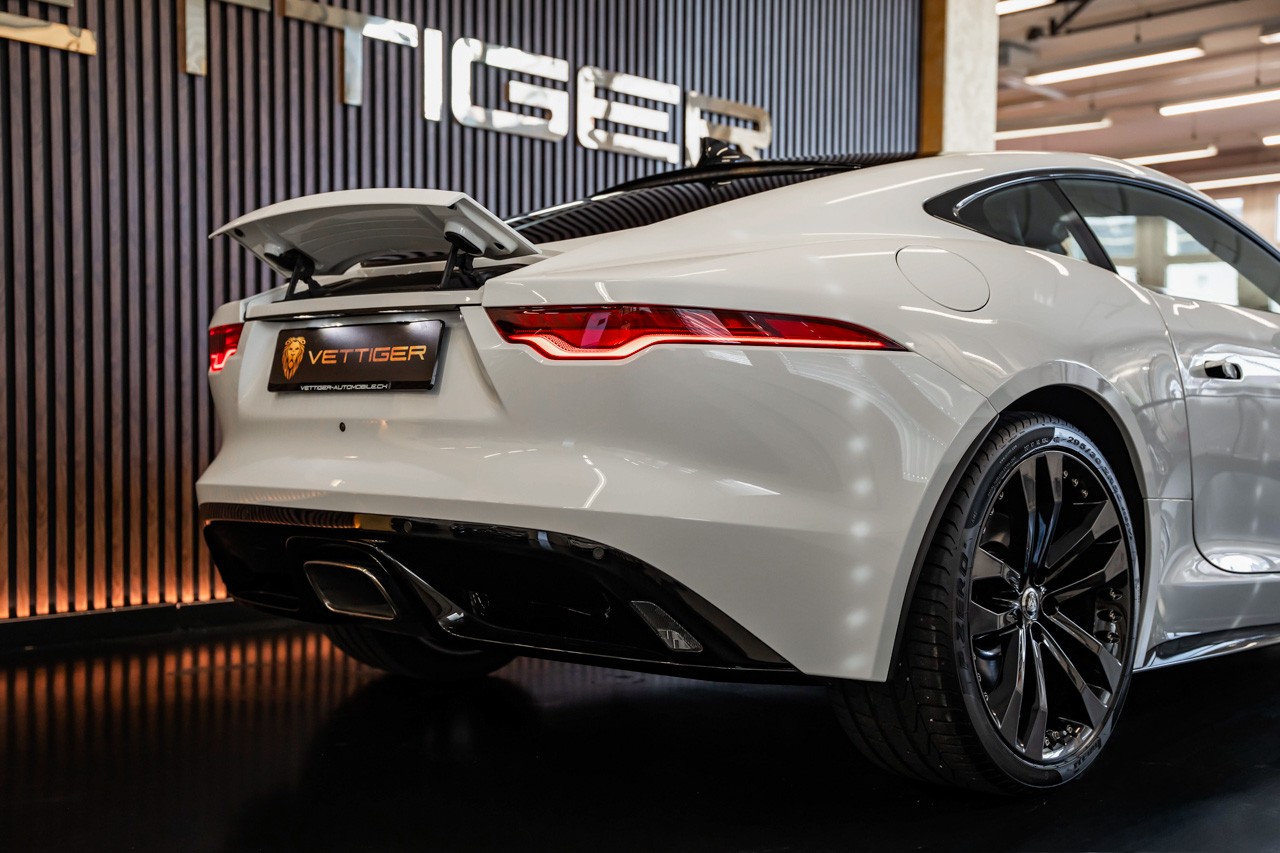 JAGUAR F-Type Coupé 2.0 I4 R-Dynamic Automatik-image-6