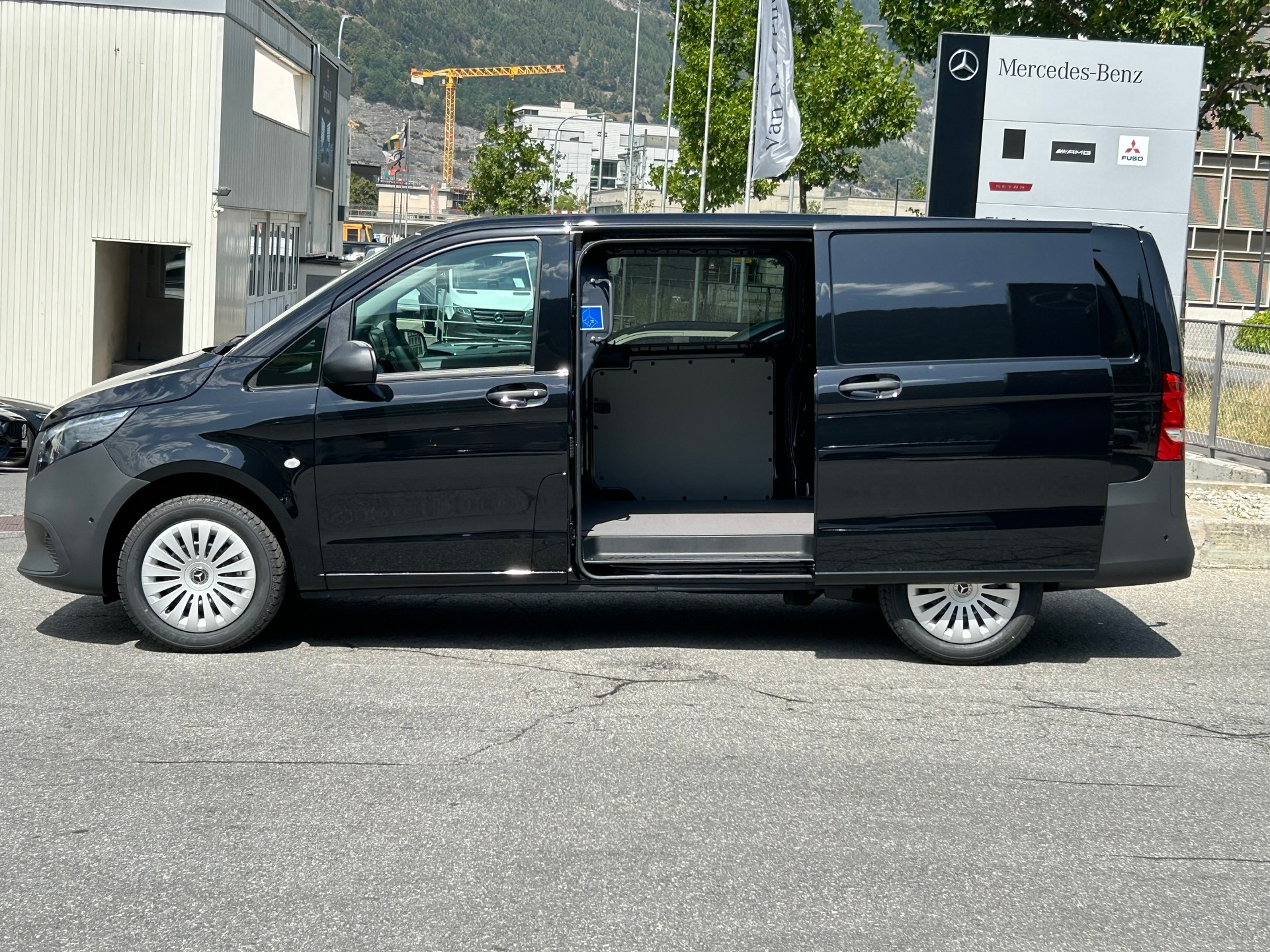 MERCEDES-BENZ Vito 114 CDI KA Pro L WORKER 4X4-image-4
