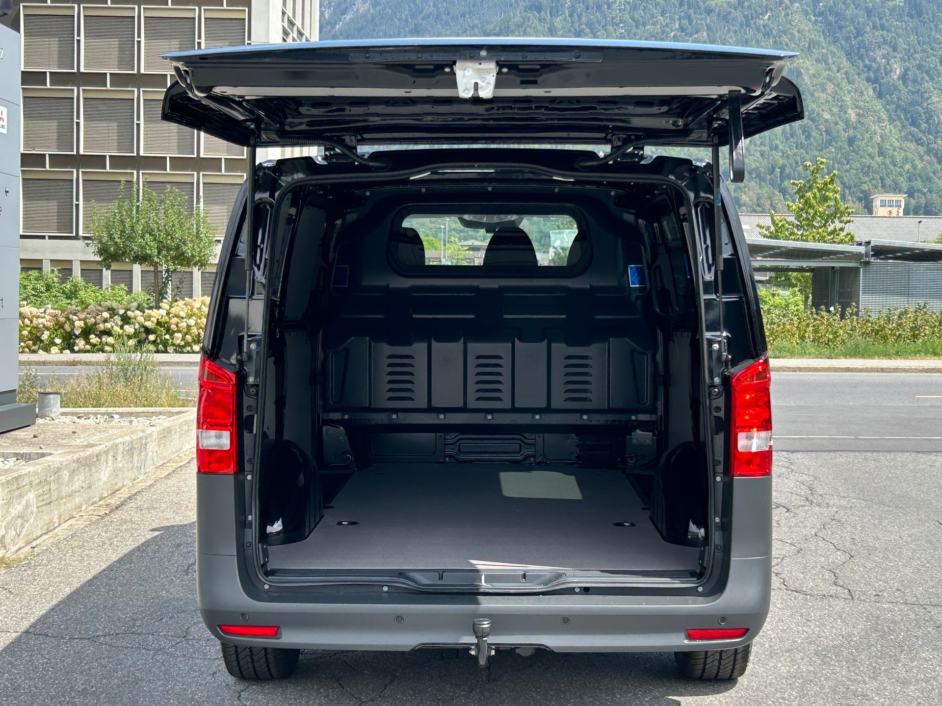 MERCEDES-BENZ Vito 114 CDI KA Pro L WORKER 4X4-image-8