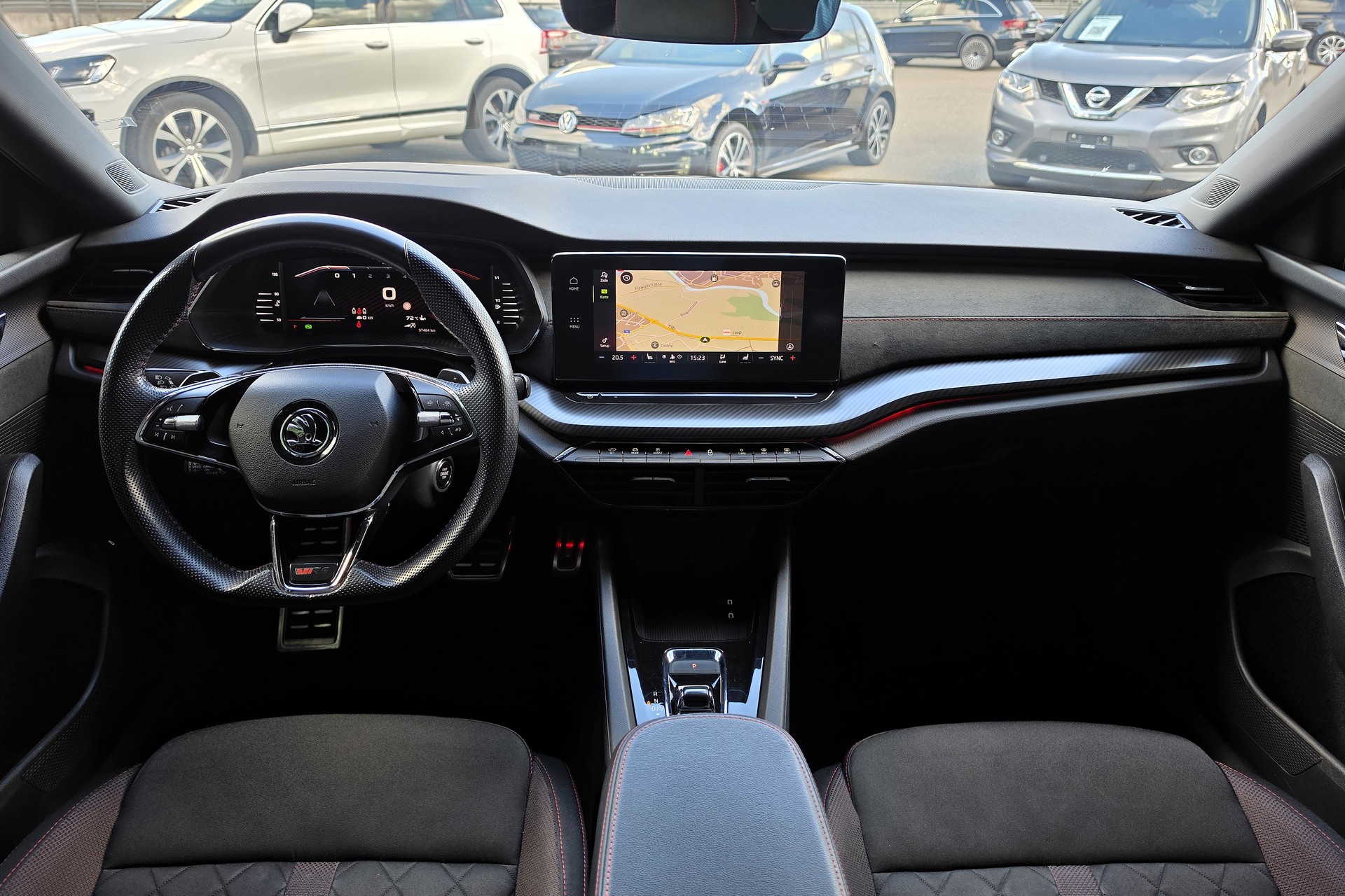 SKODA Octavia Combi 2.0 TDI DSG RS-image-5