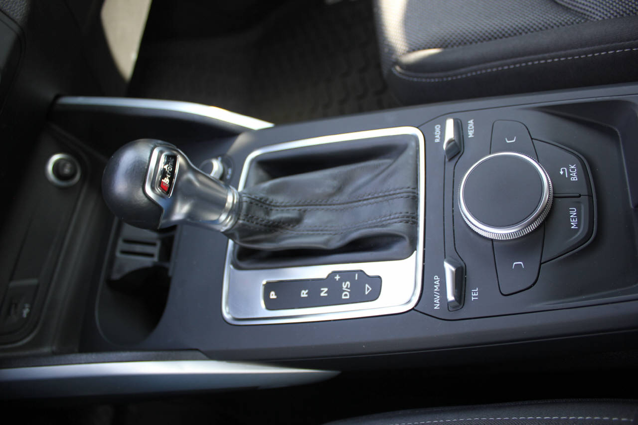 AUDI Q2 1.4 TFSI-image-12