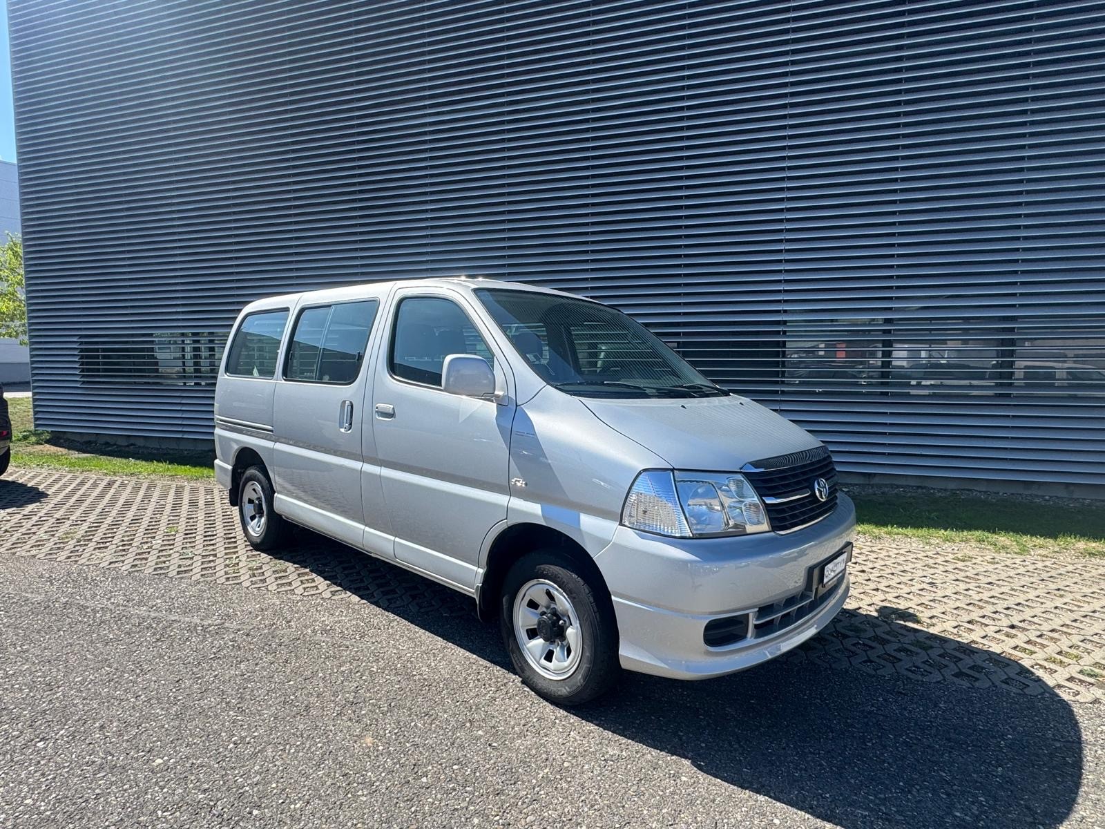 TOYOTA Hiace D-4D Wagon GL 4WD S 8 platz-image-2
