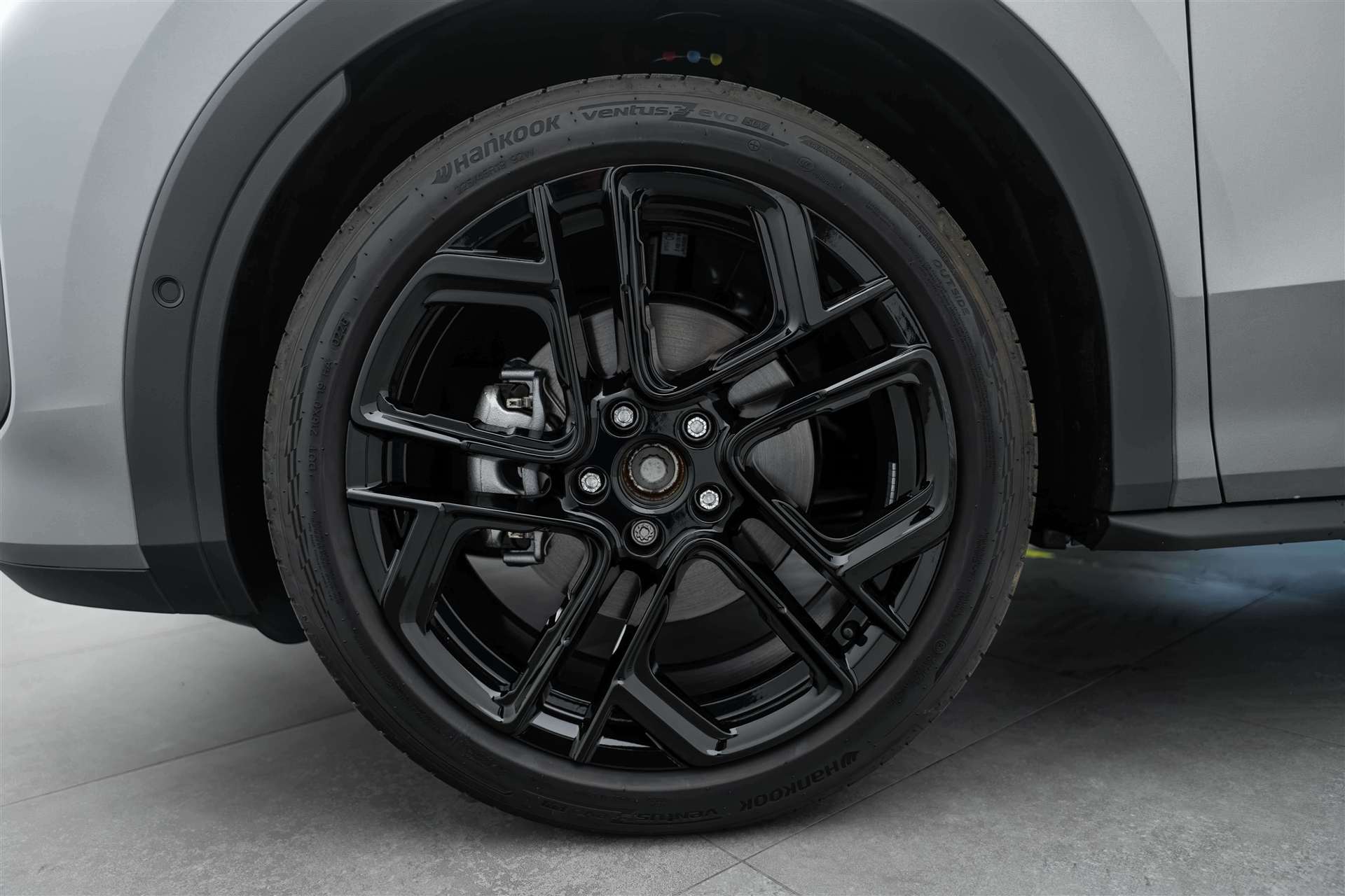 VW T-Roc 1.5 eTSi mHEV R-Line DSG-Automat-image-6