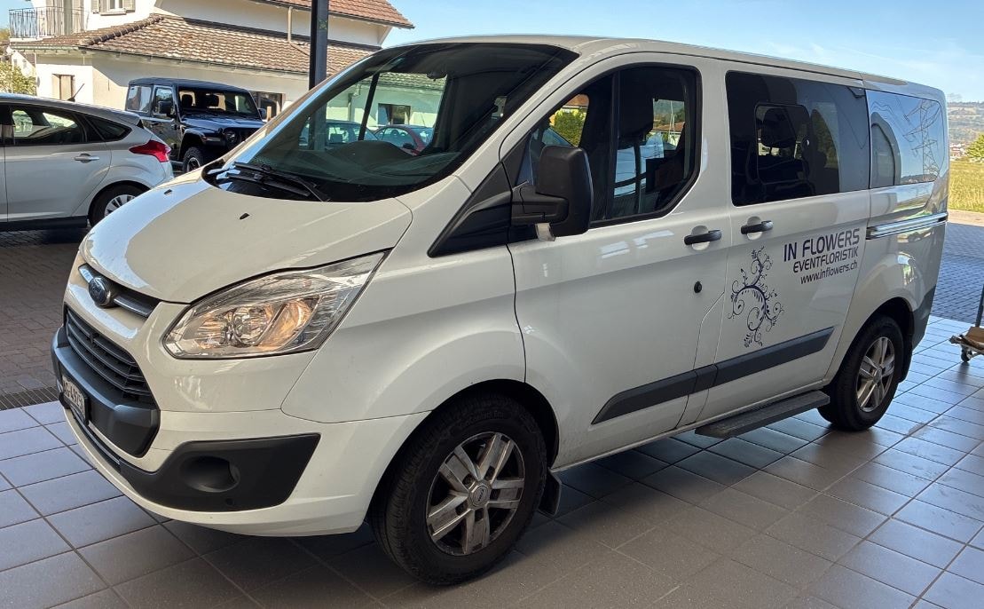 FORD Tourneo Custom 310 L1H1 Trend 8-Plätze -AHK--image-0