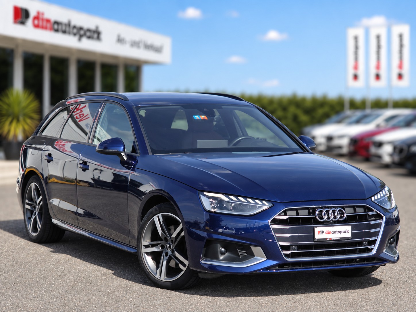 AUDI A4 Avant 35 TDI S line S-tronic * CH-Fahrzeug * Frisch ab MFK *-image-1