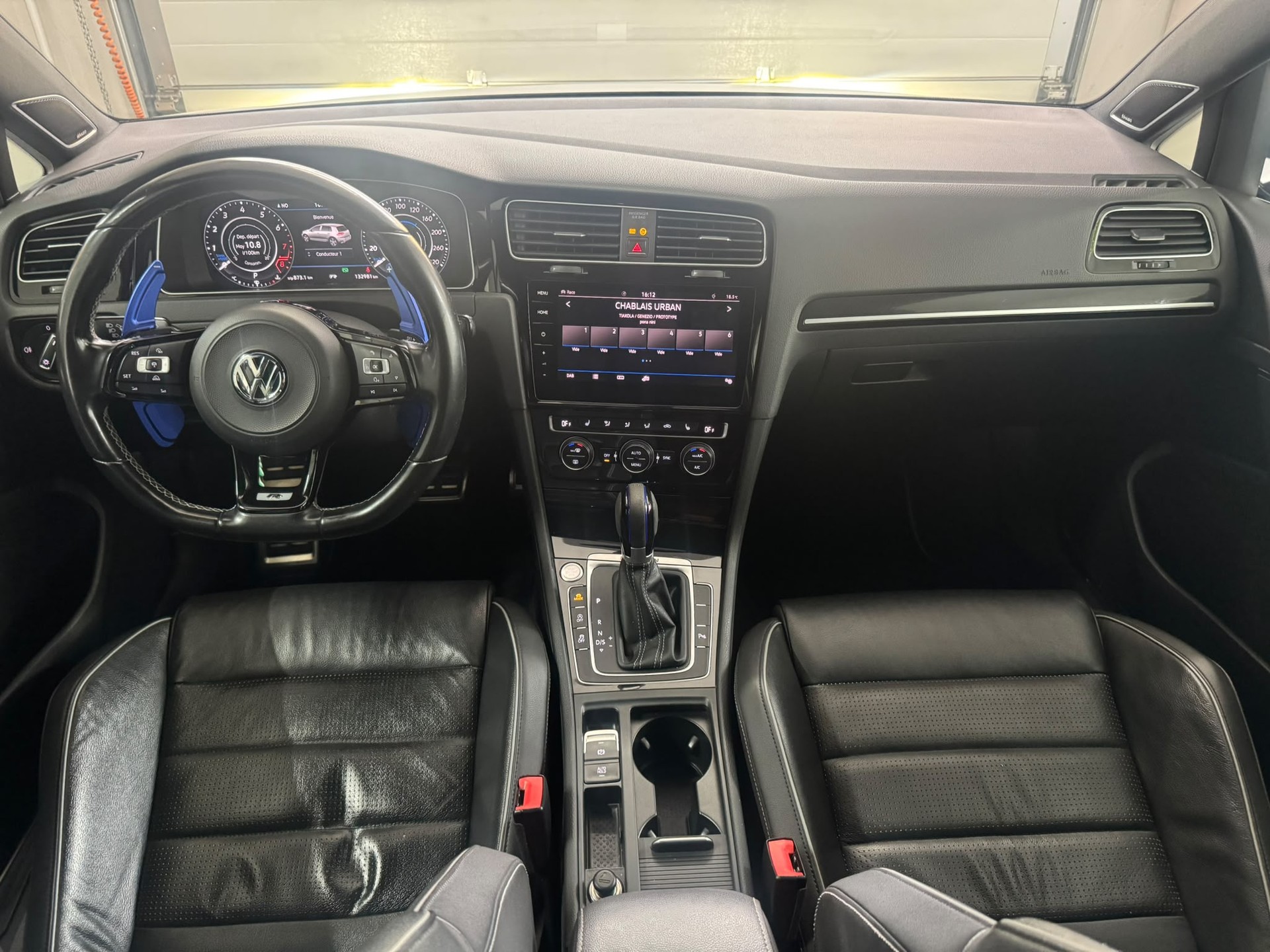 VW Golf 2.0 TSI R 4Motion DSG-image-5