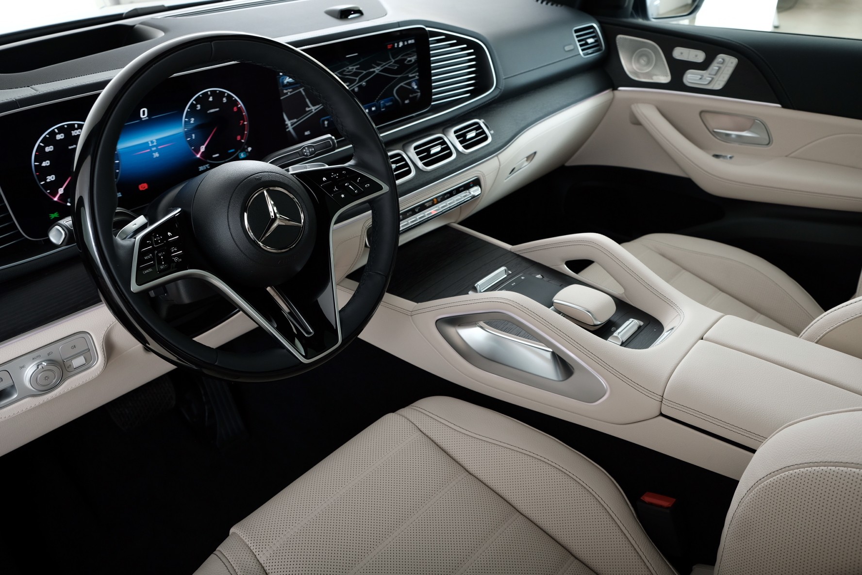 MERCEDES-BENZ GLE 450 AMG Line 4Matic V167-image-8