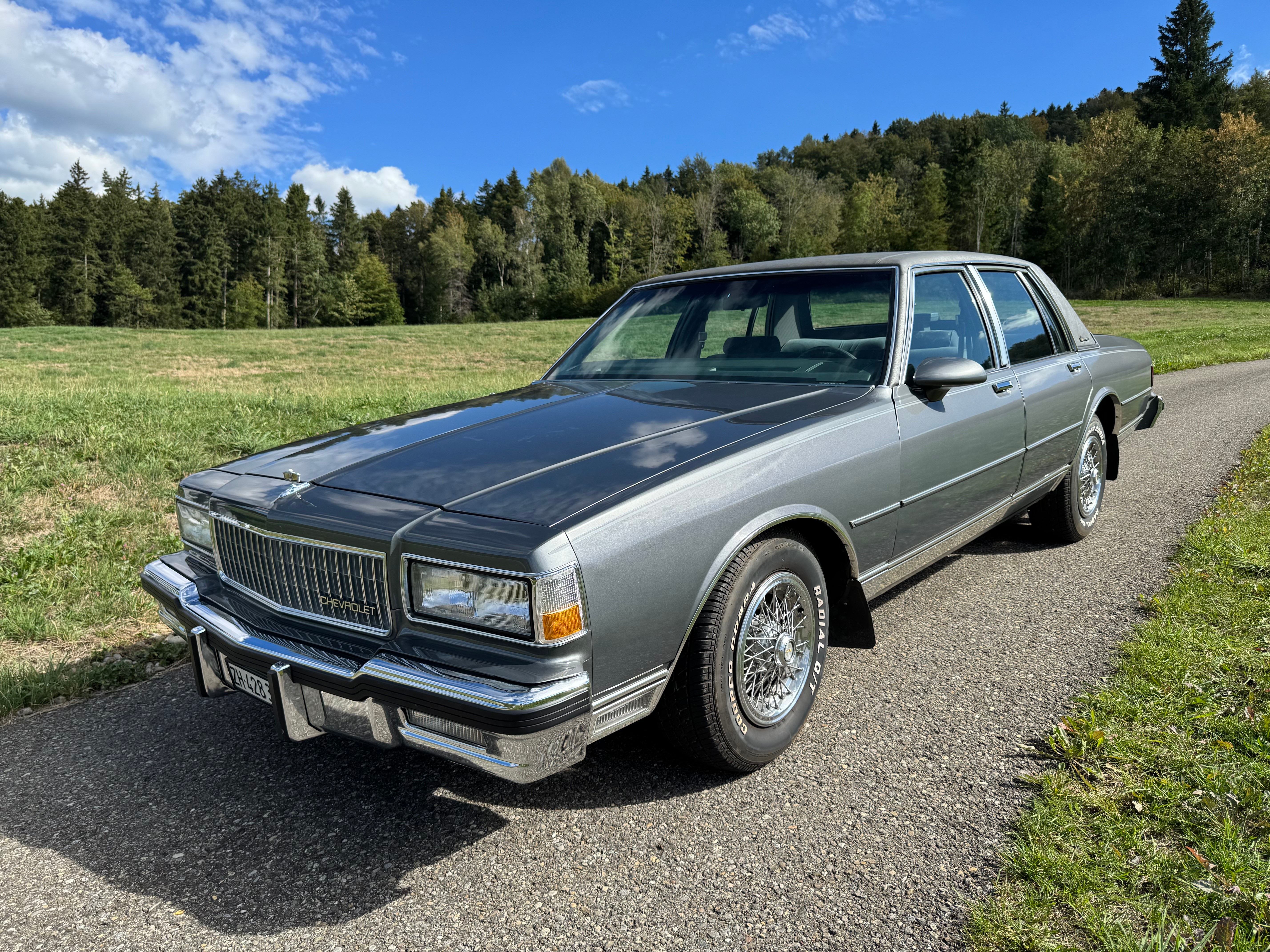 Car photo