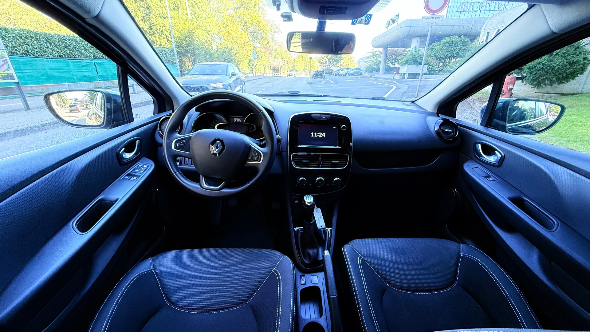 RENAULT Clio 0.9 12V Zen-image-8